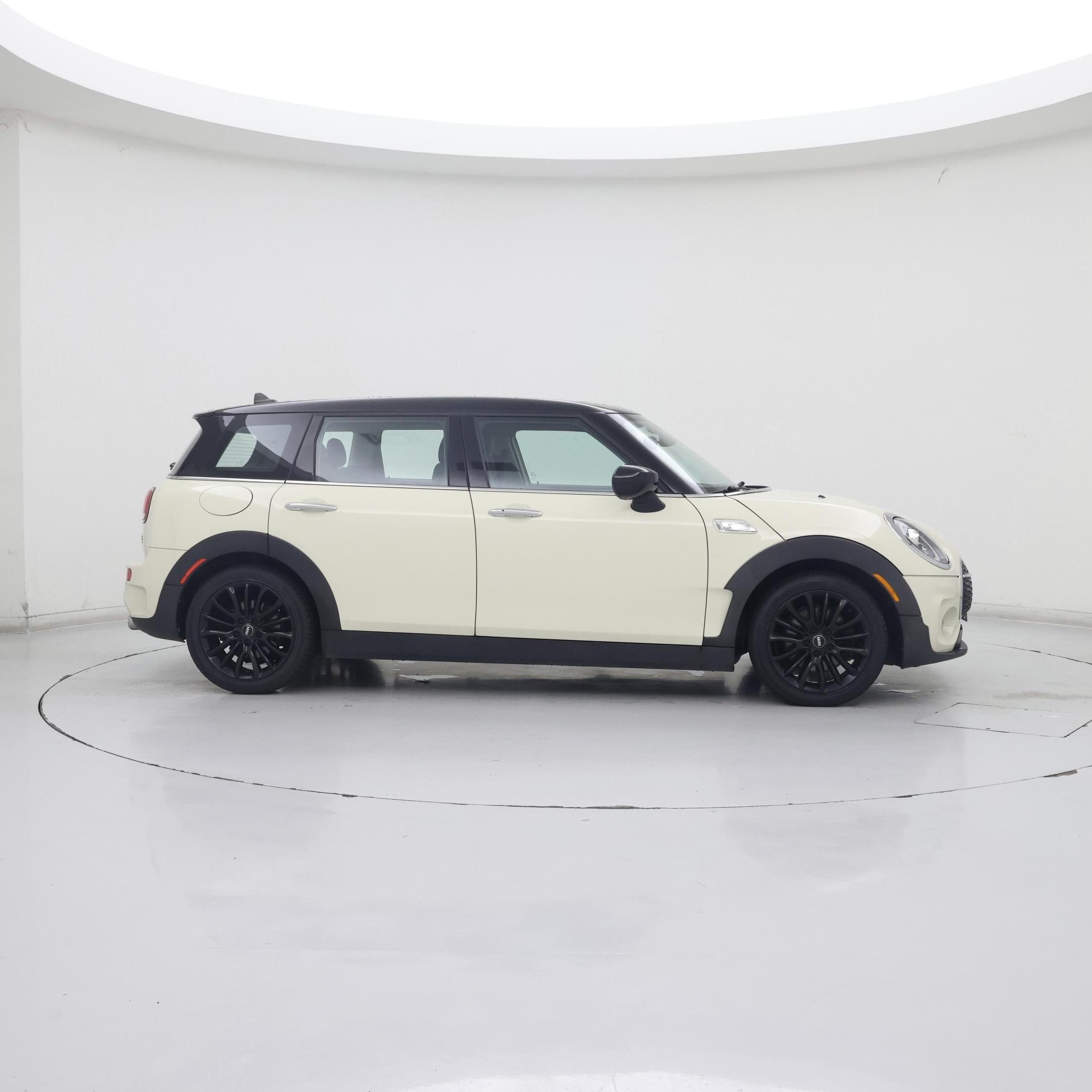 Thumbnail: 2020 MINI Cooper Clubman - 7