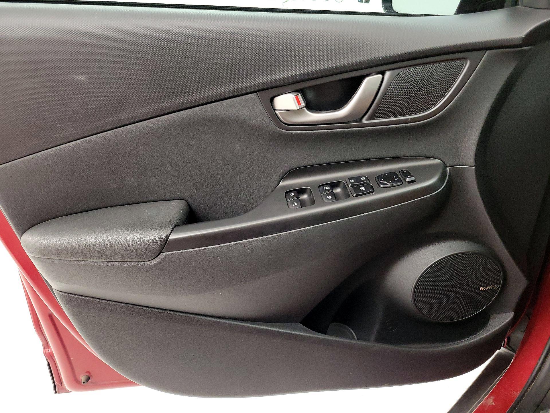Thumbnail: 2020 Hyundai Kona - 12