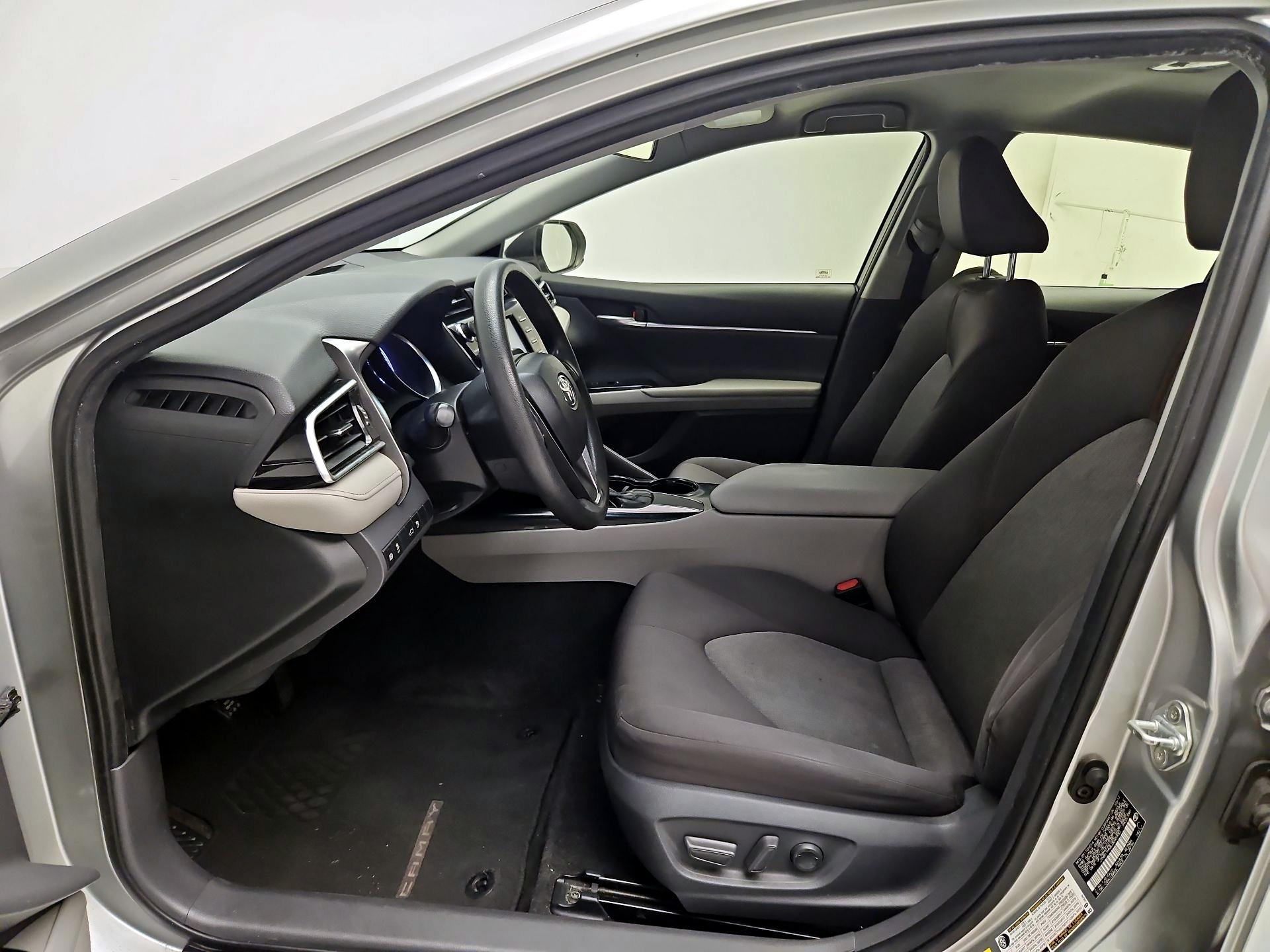 Thumbnail: 2018 Toyota Camry - 11