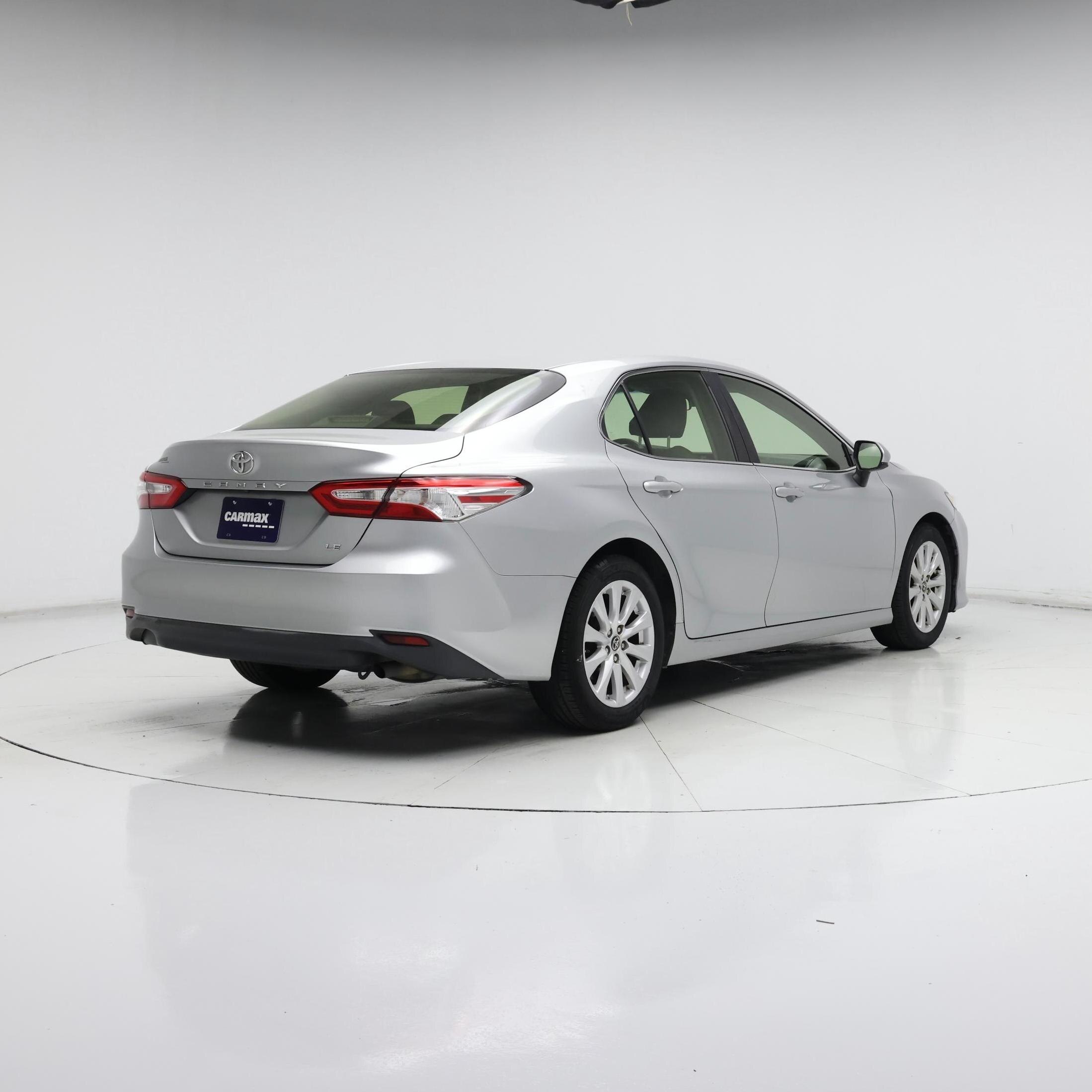 Thumbnail: 2018 Toyota Camry - 8