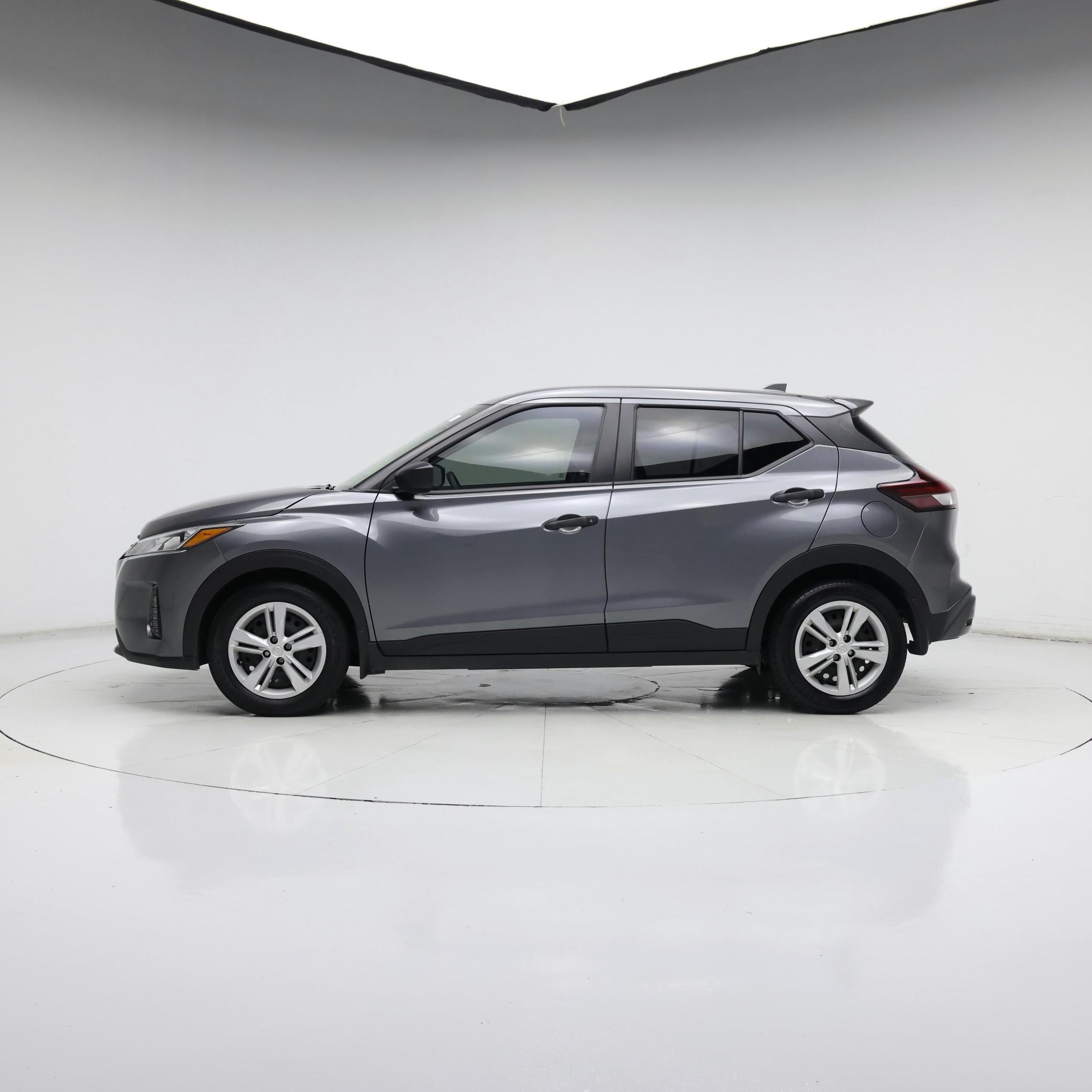 Thumbnail: 2024 Nissan Kicks - 3