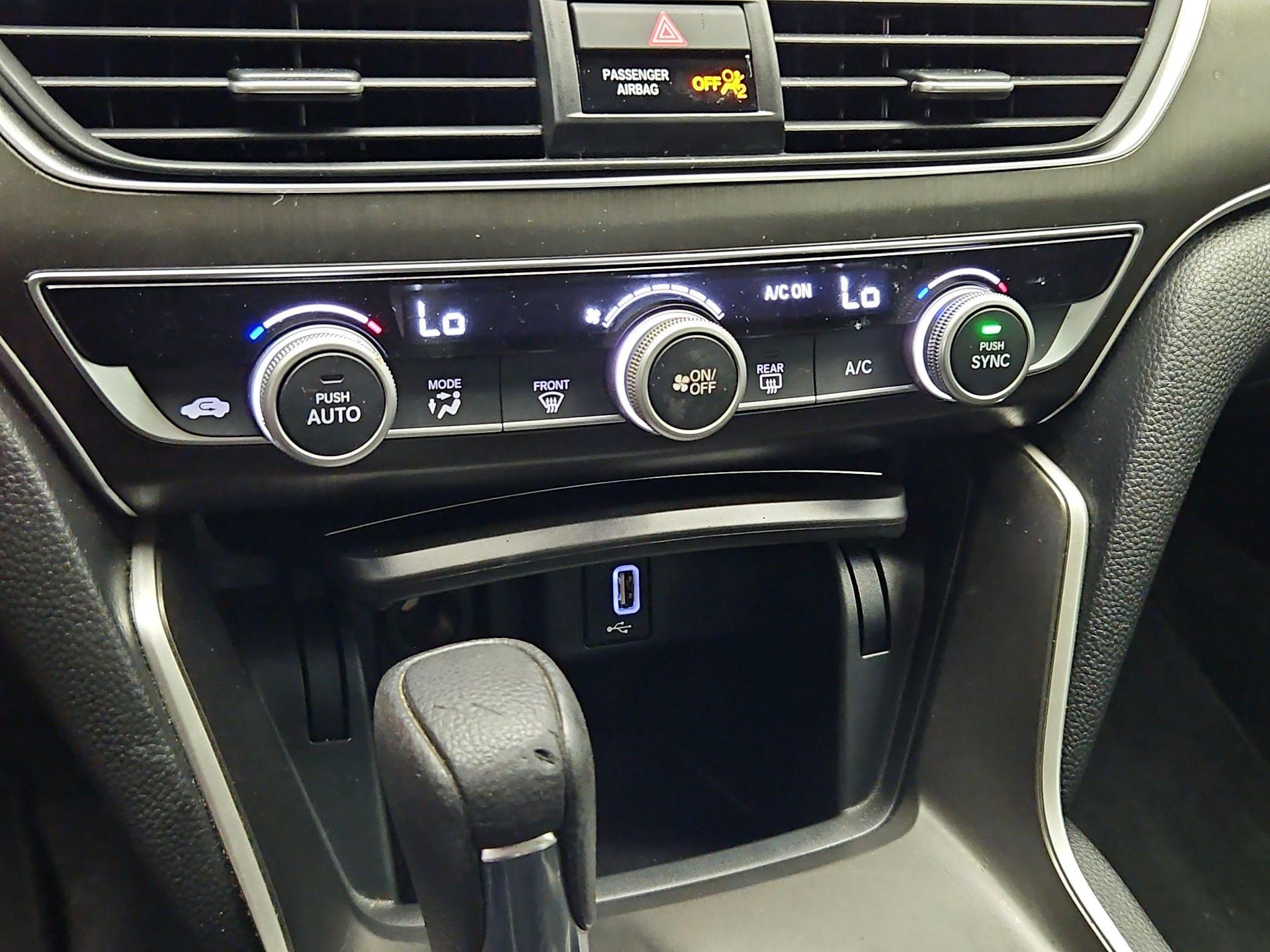 Thumbnail: 2018 Honda Accord - 16