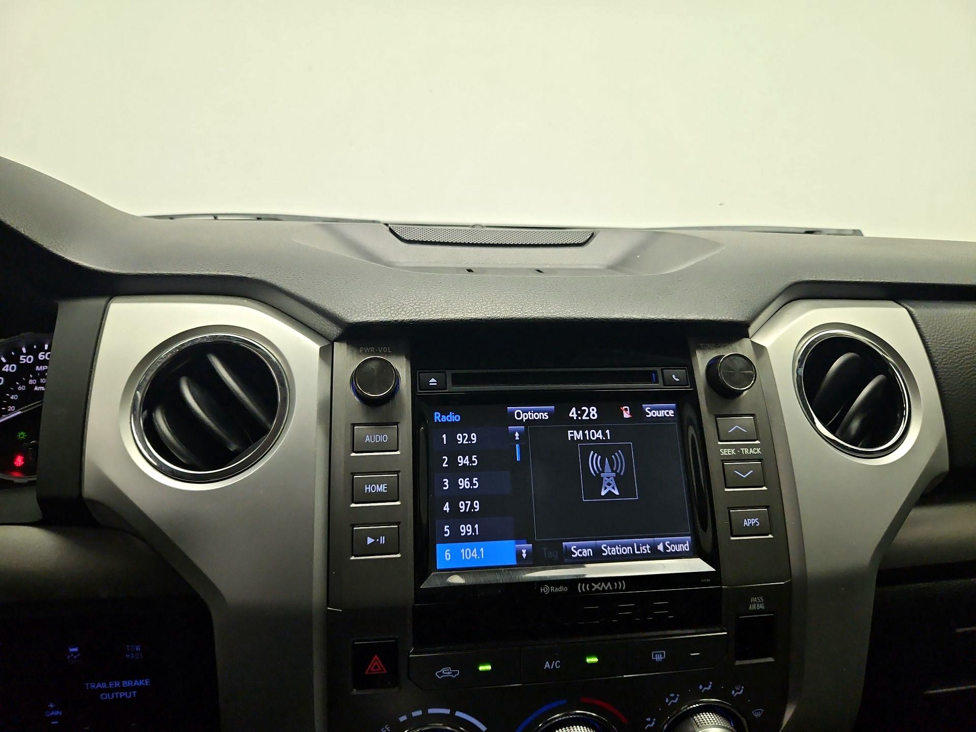 Thumbnail: 2018 Toyota Tundra - 14