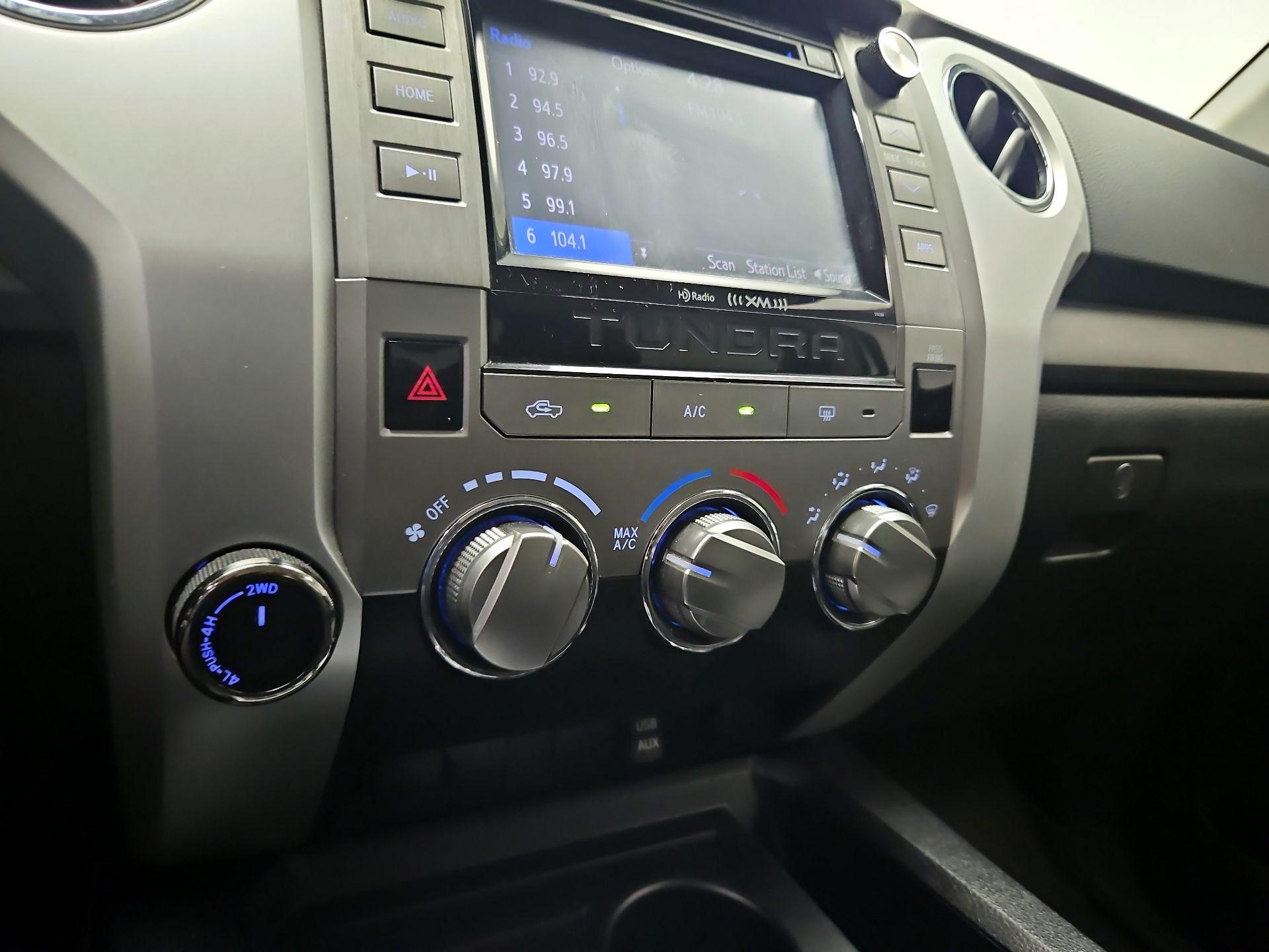 Thumbnail: 2018 Toyota Tundra - 15