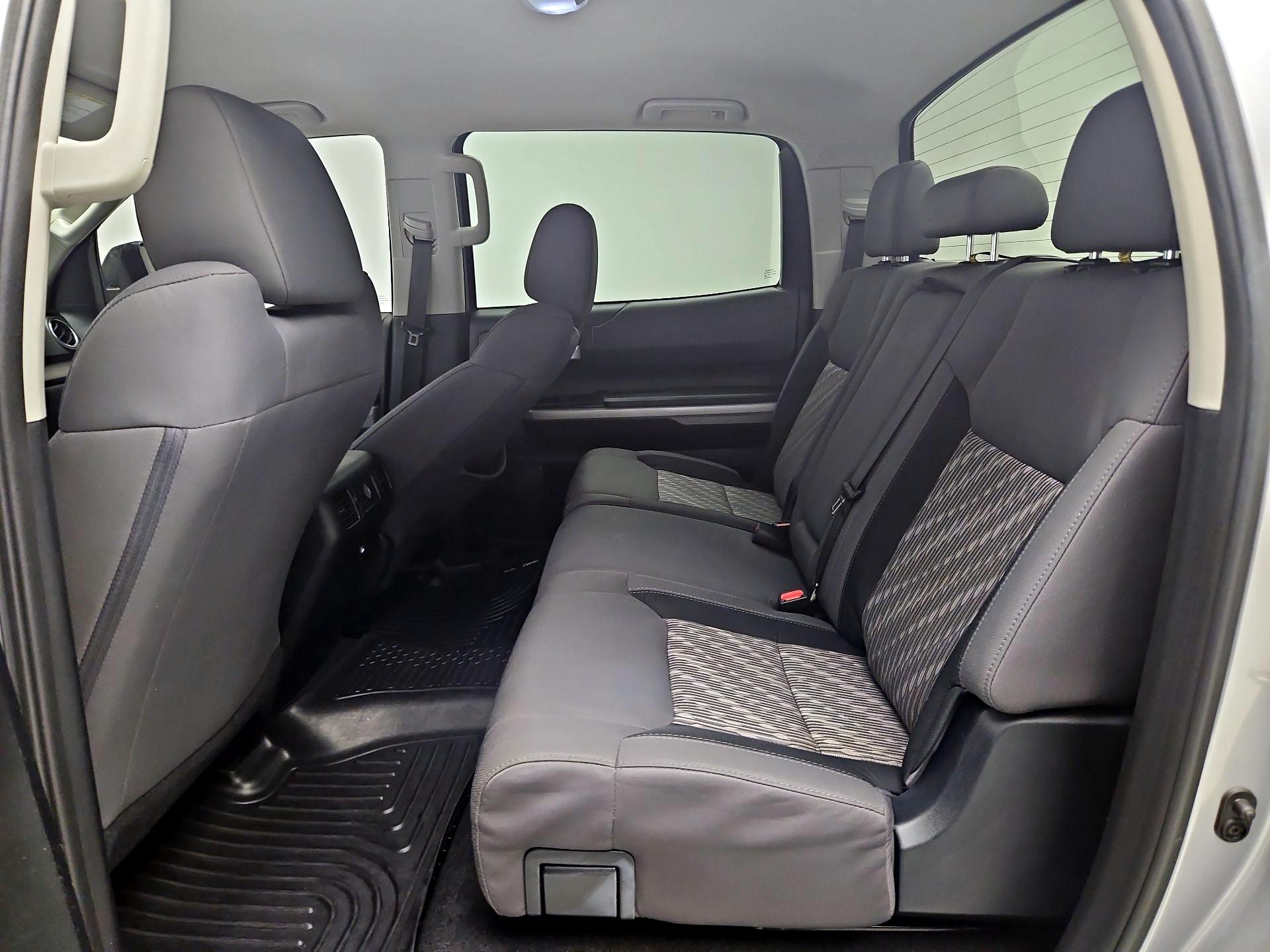 Thumbnail: 2018 Toyota Tundra - 17