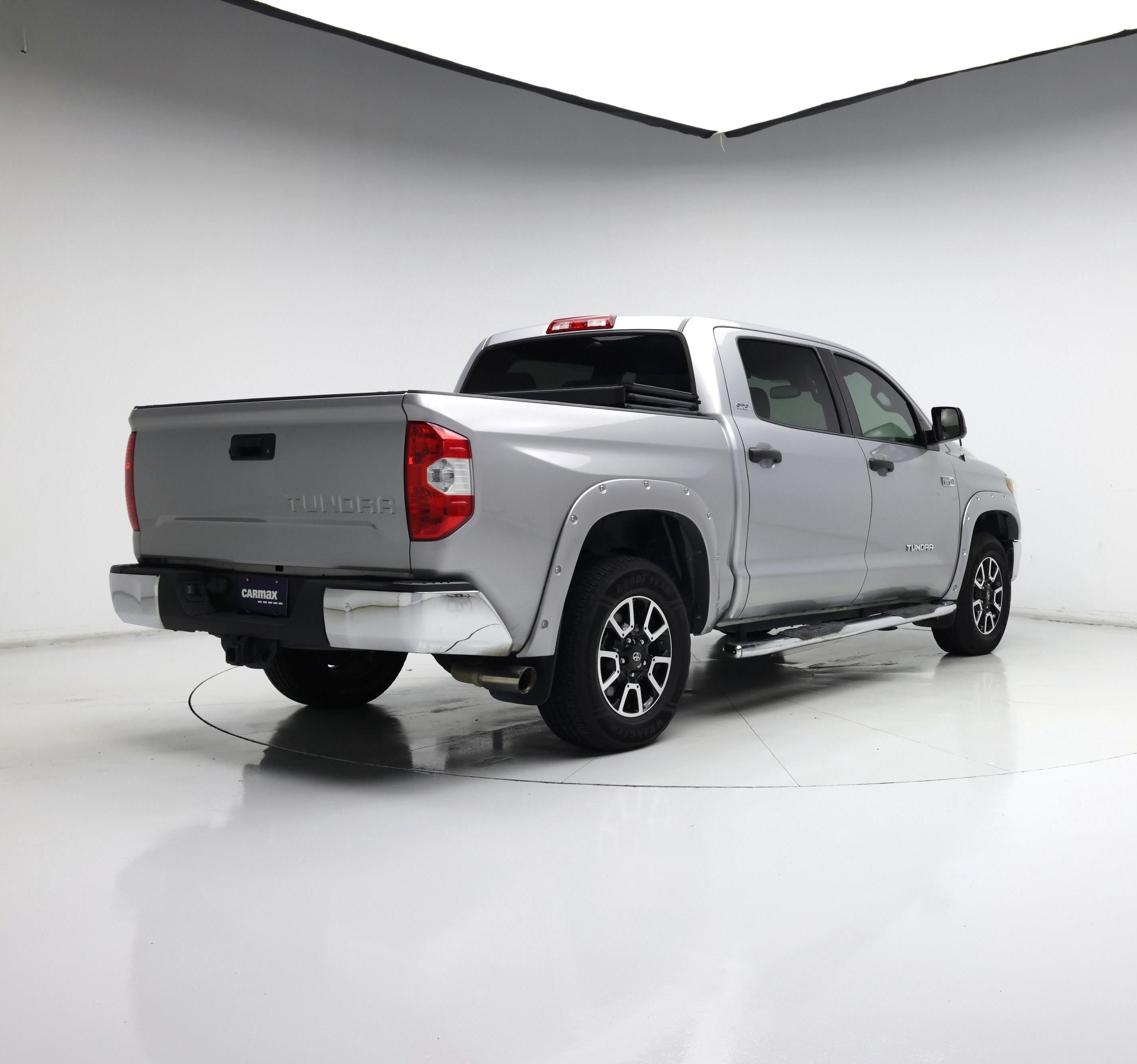 Thumbnail: 2018 Toyota Tundra - 8