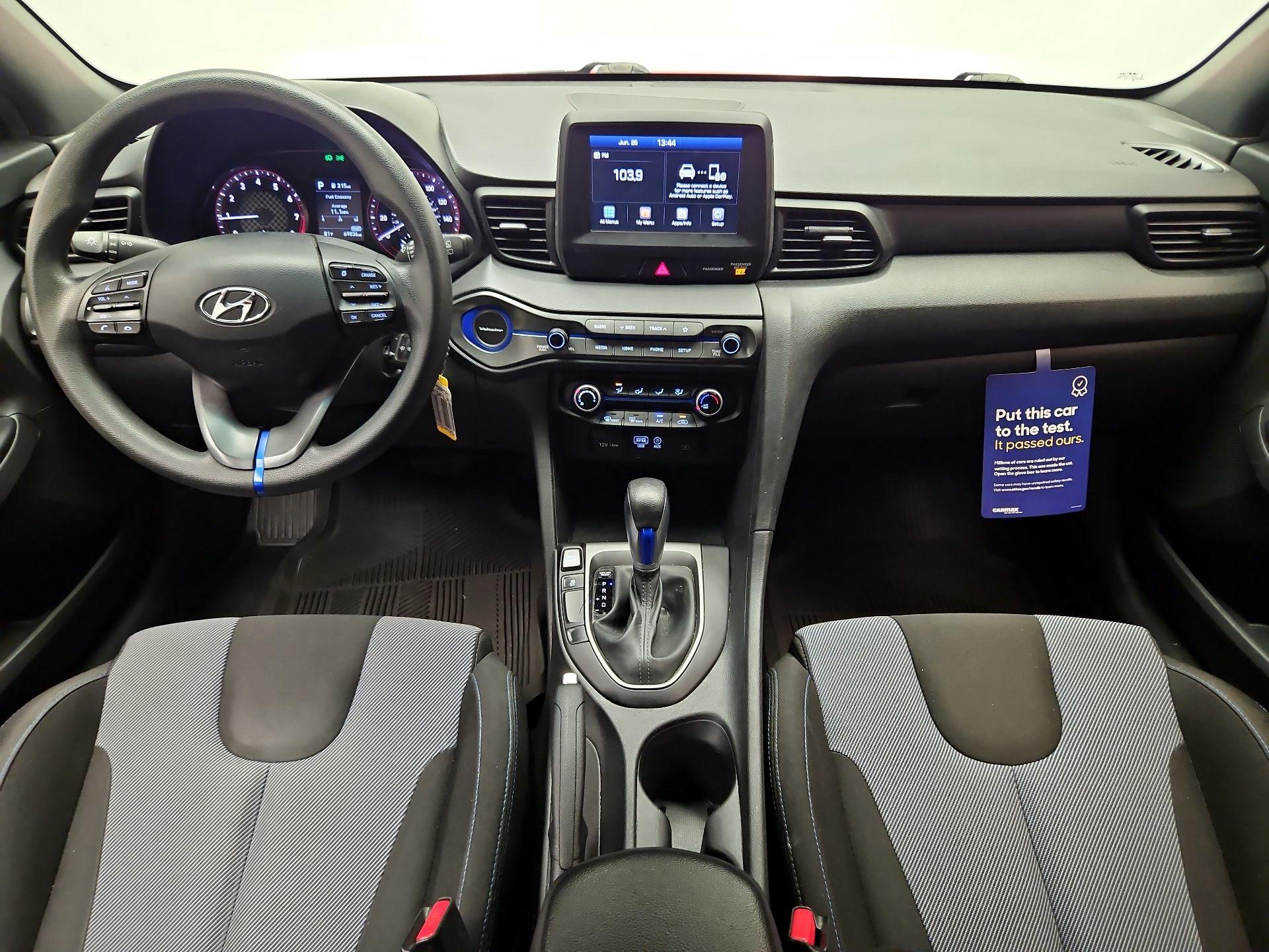 Thumbnail: 2020 Hyundai Veloster - 9