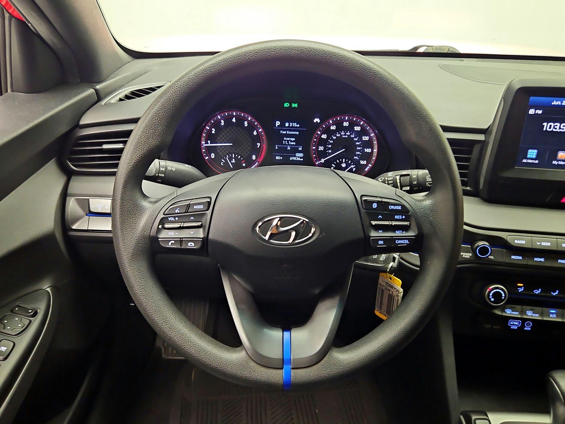 Thumbnail: 2020 Hyundai Veloster - 10