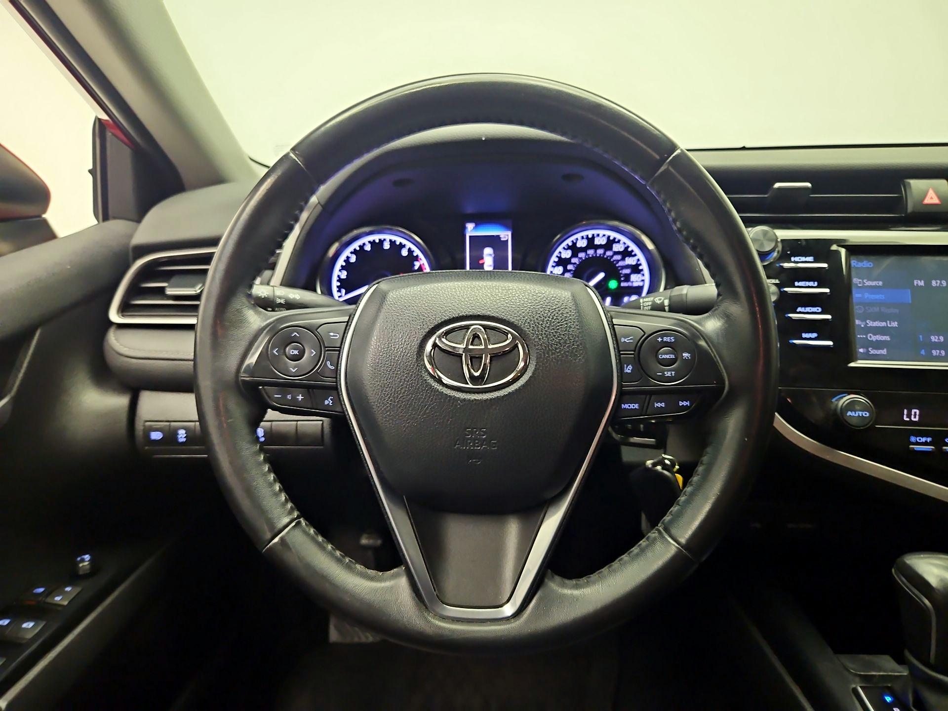 Thumbnail: 2020 Toyota Camry - 10