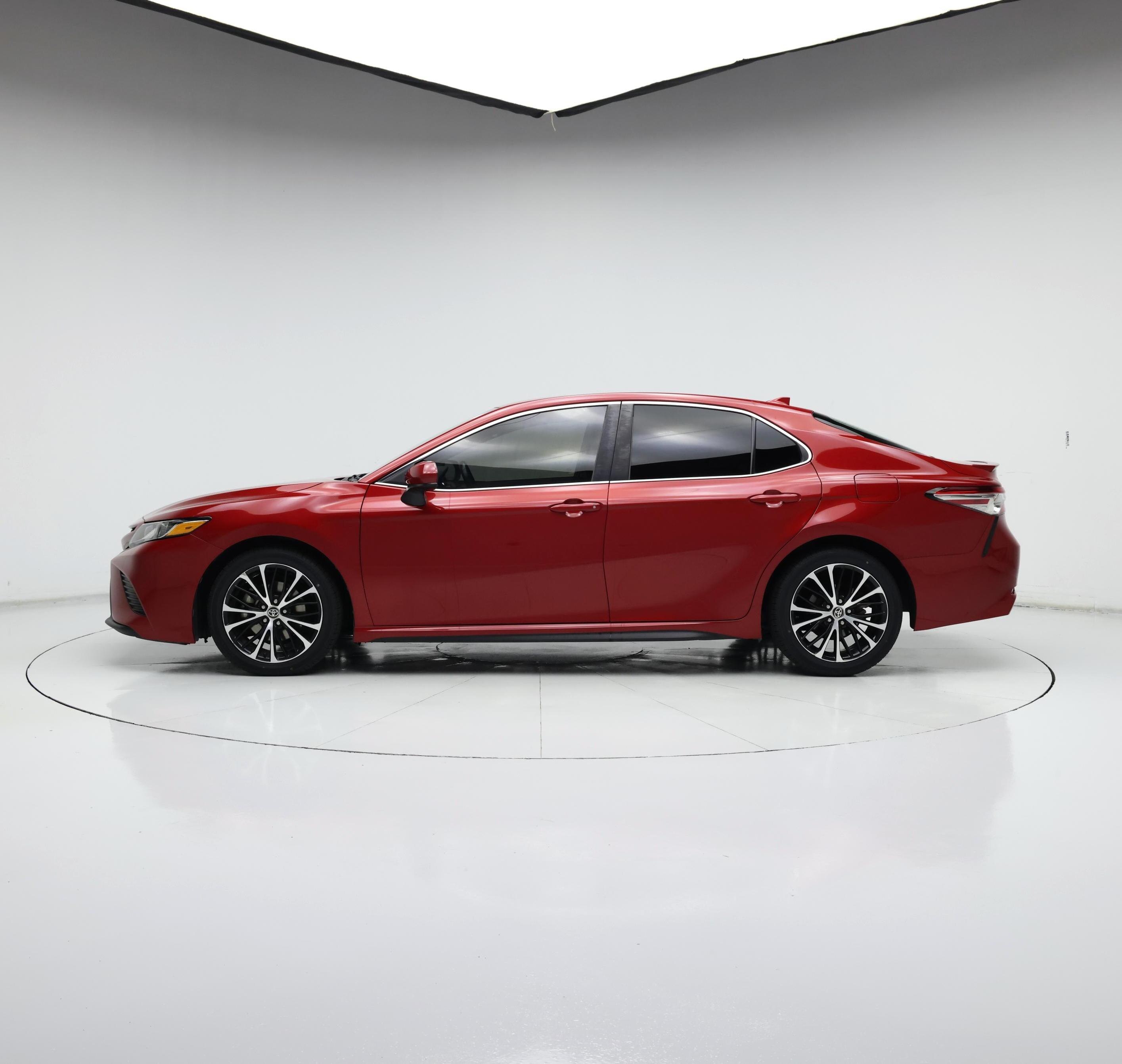Thumbnail: 2020 Toyota Camry - 3