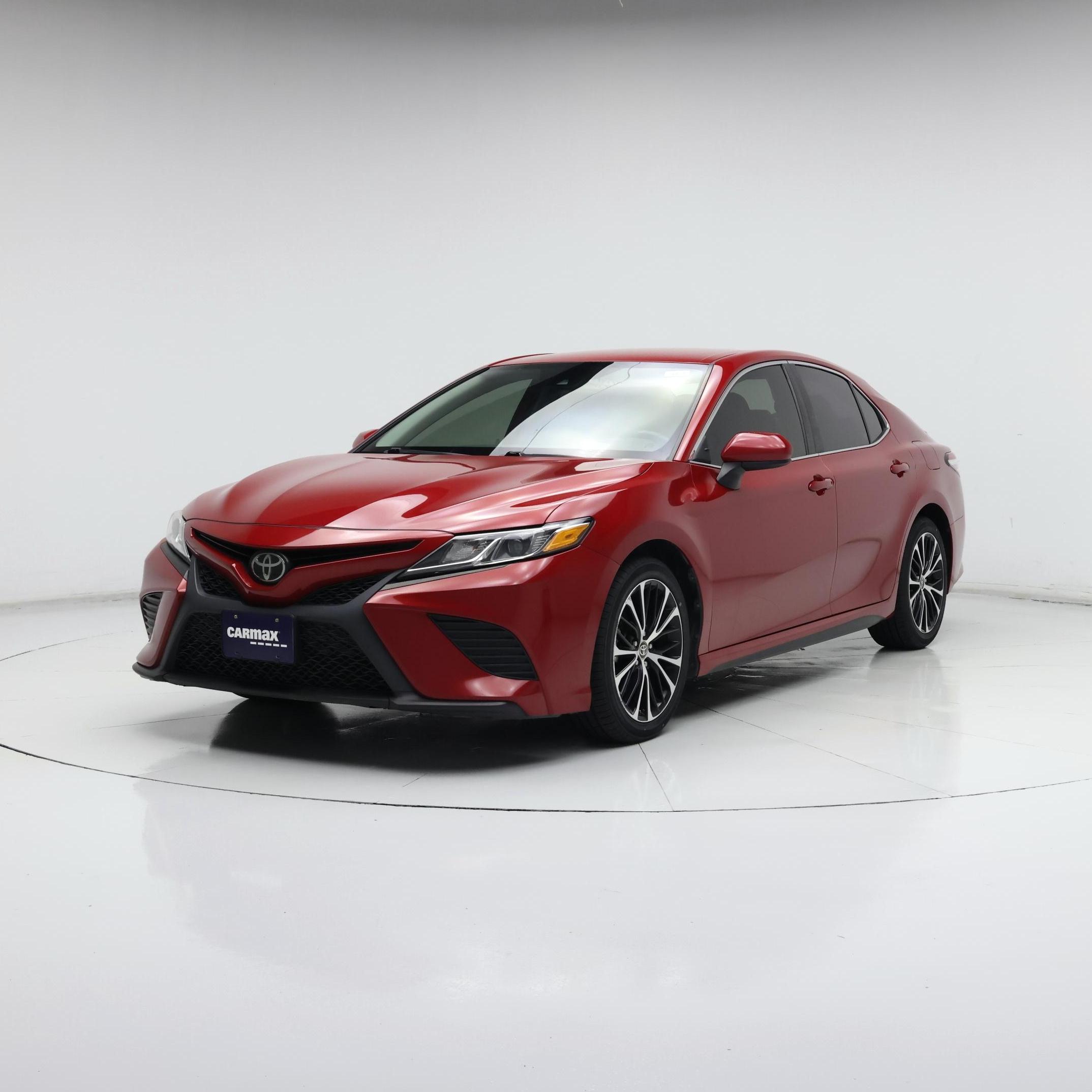 Thumbnail: 2020 Toyota Camry - 4