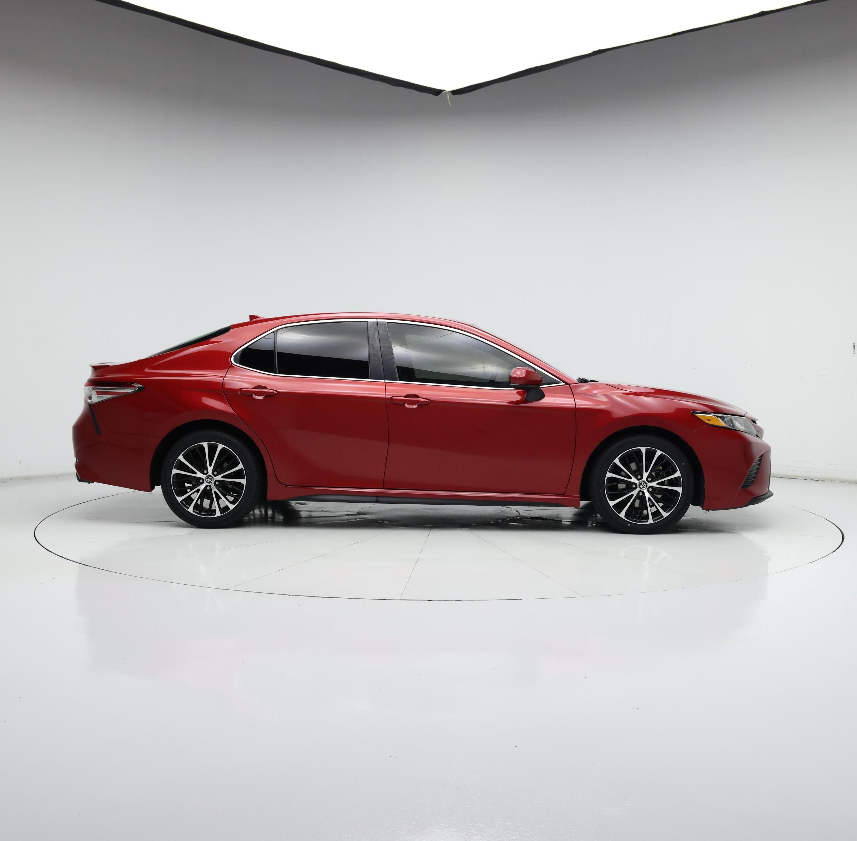 Thumbnail: 2020 Toyota Camry - 7