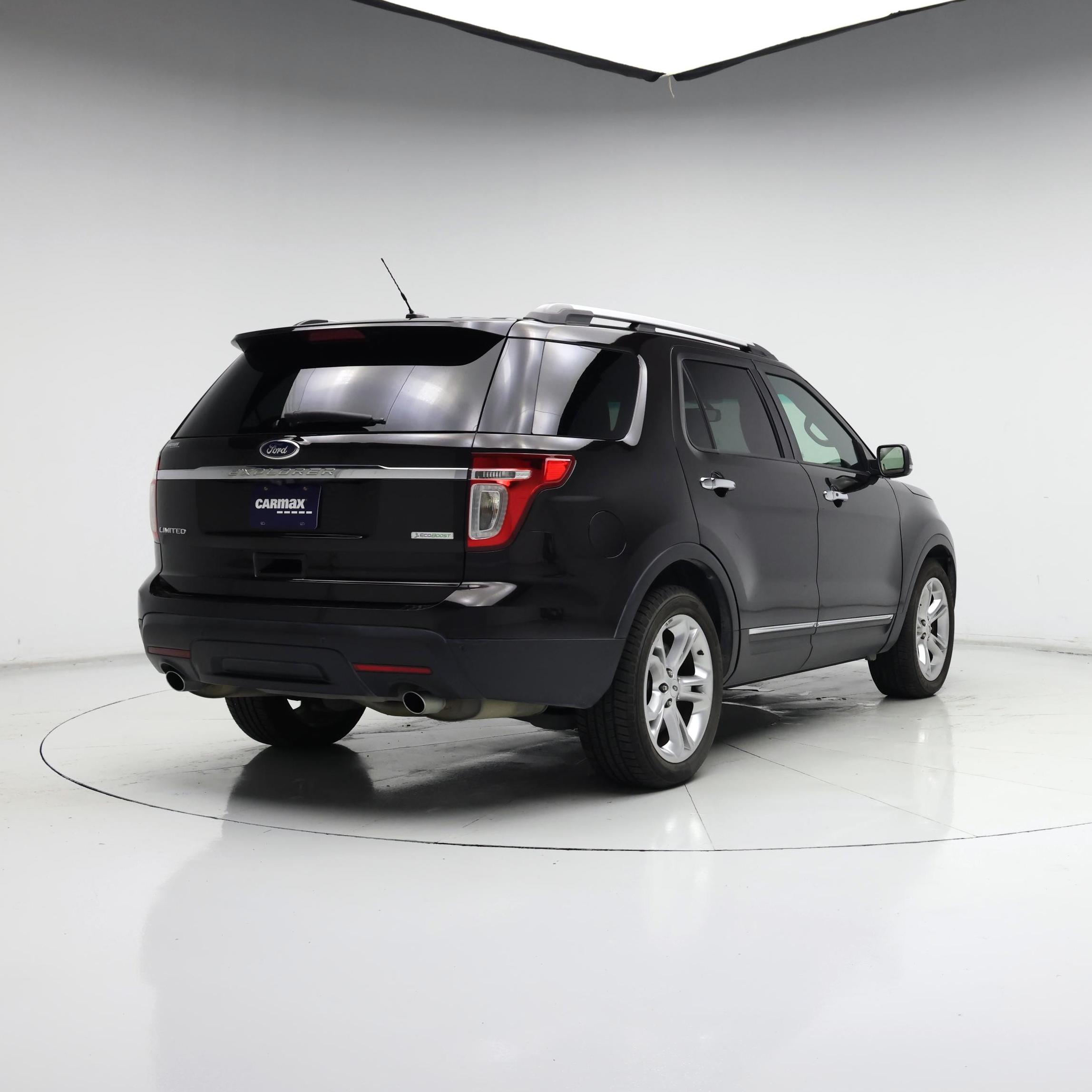 Thumbnail: 2013 Ford Explorer - 8