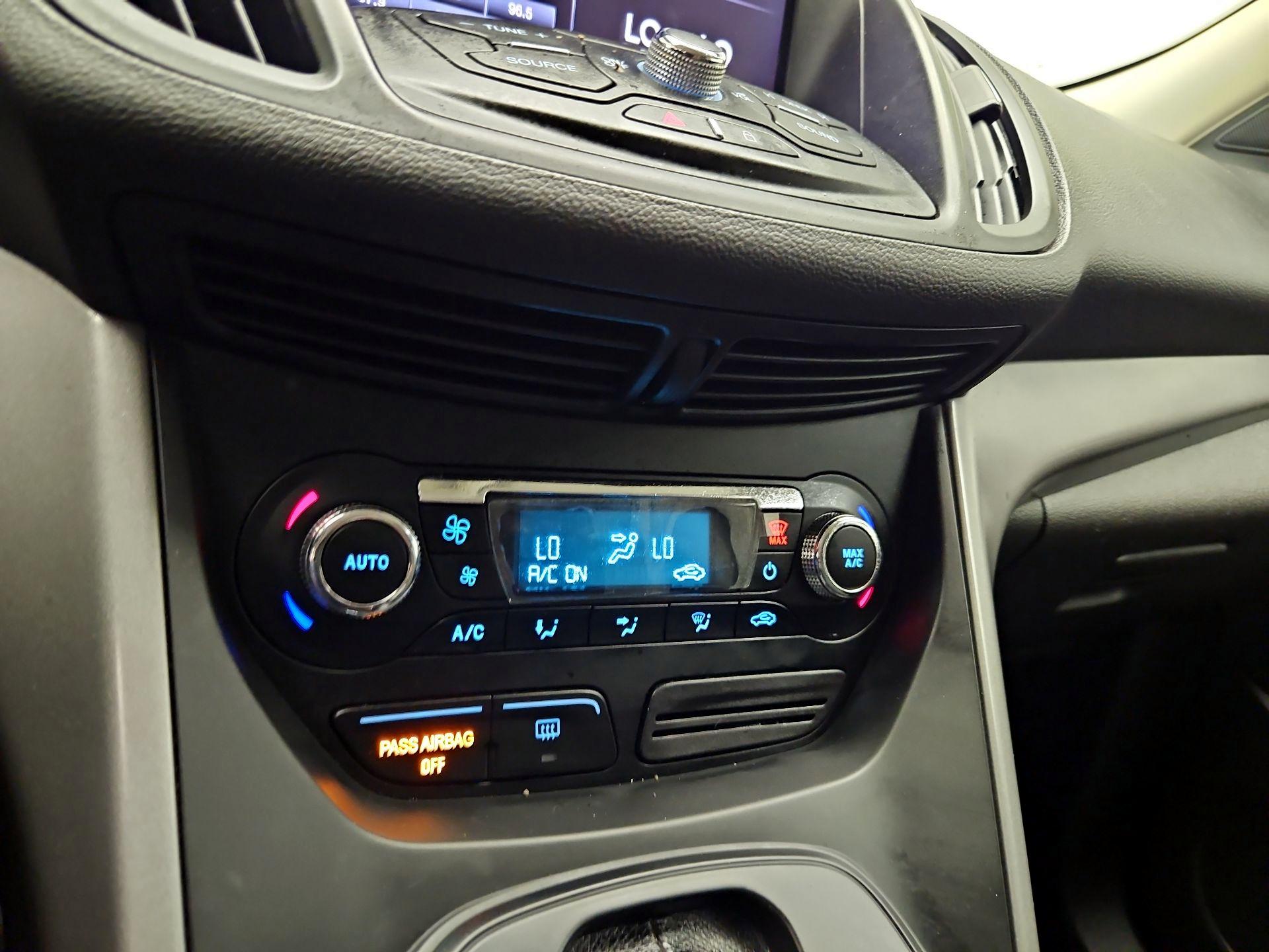 Thumbnail: 2015 Ford Escape - 15