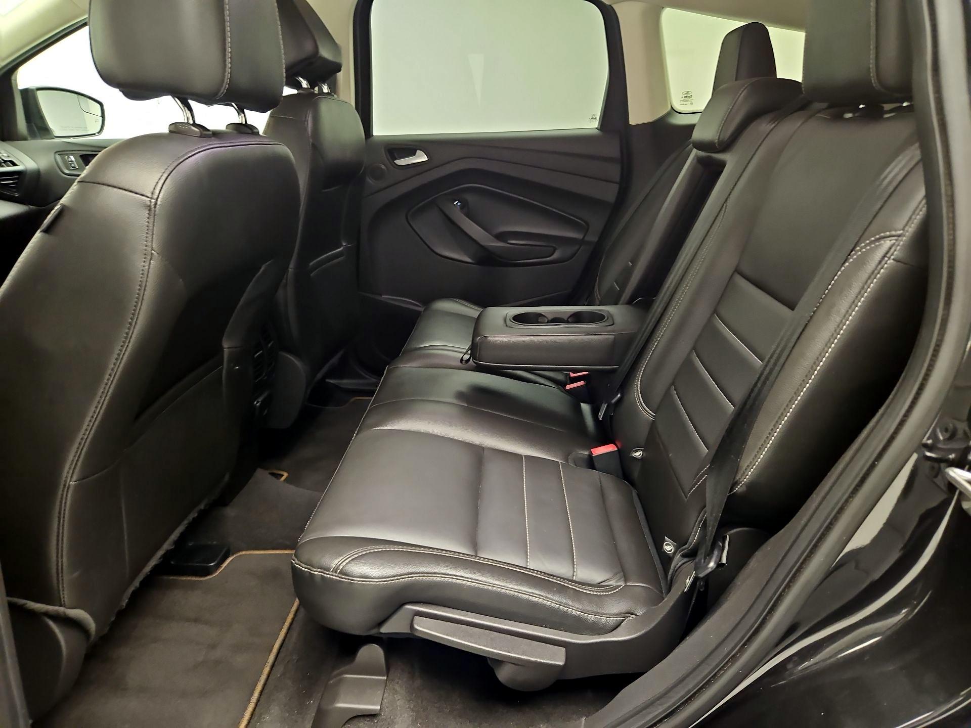 Thumbnail: 2015 Ford Escape - 17