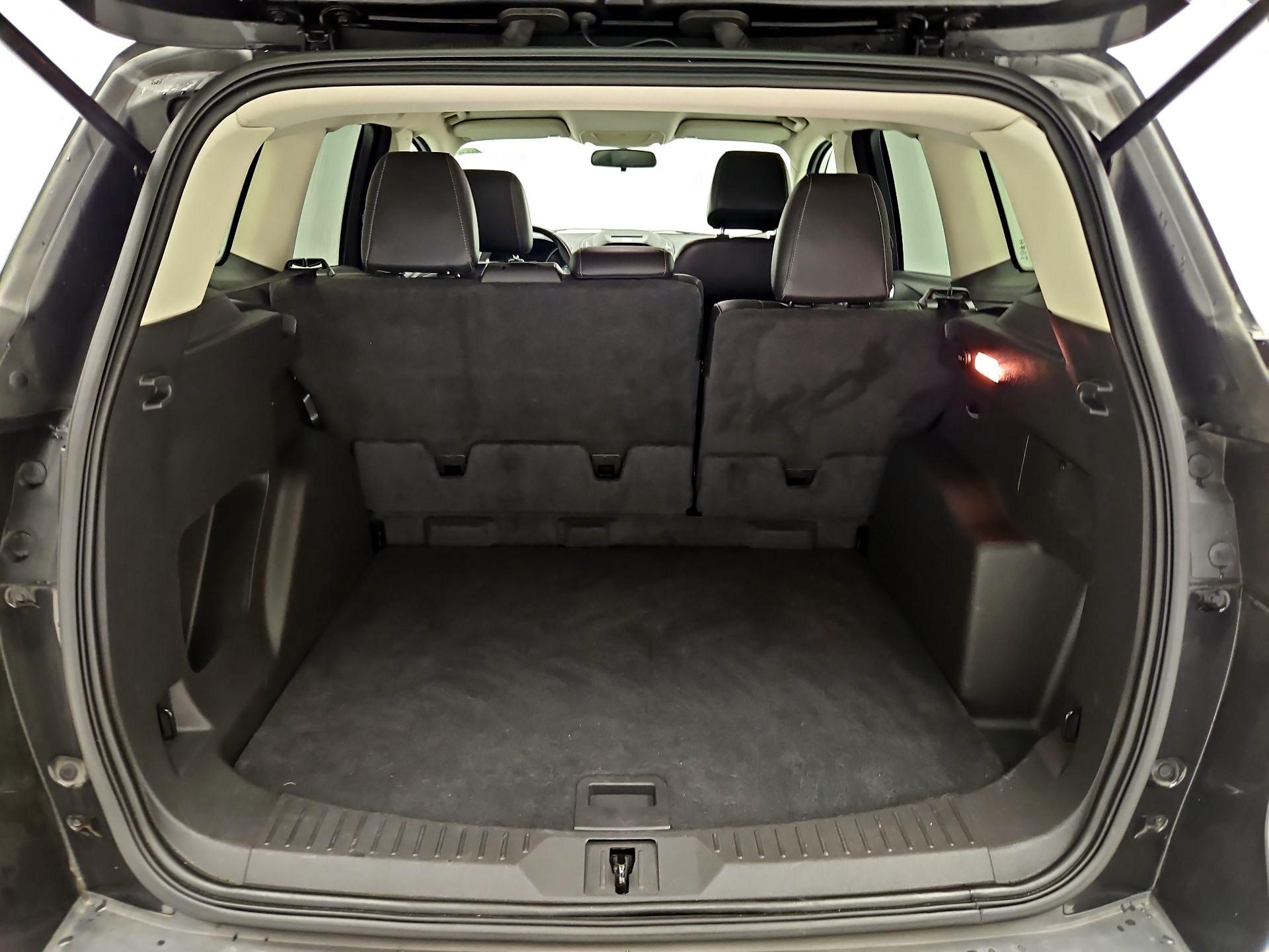 Thumbnail: 2015 Ford Escape - 18