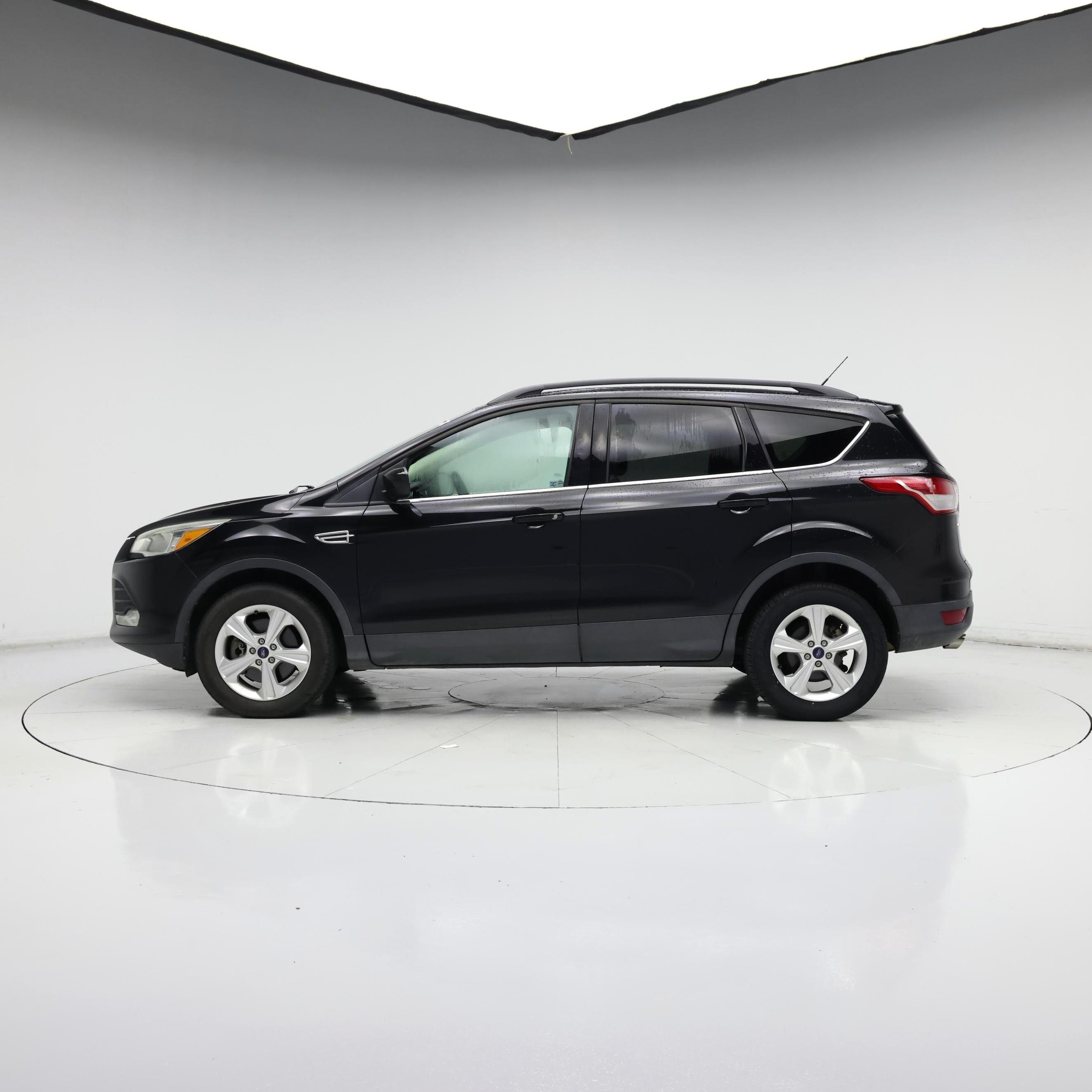Thumbnail: 2015 Ford Escape - 3