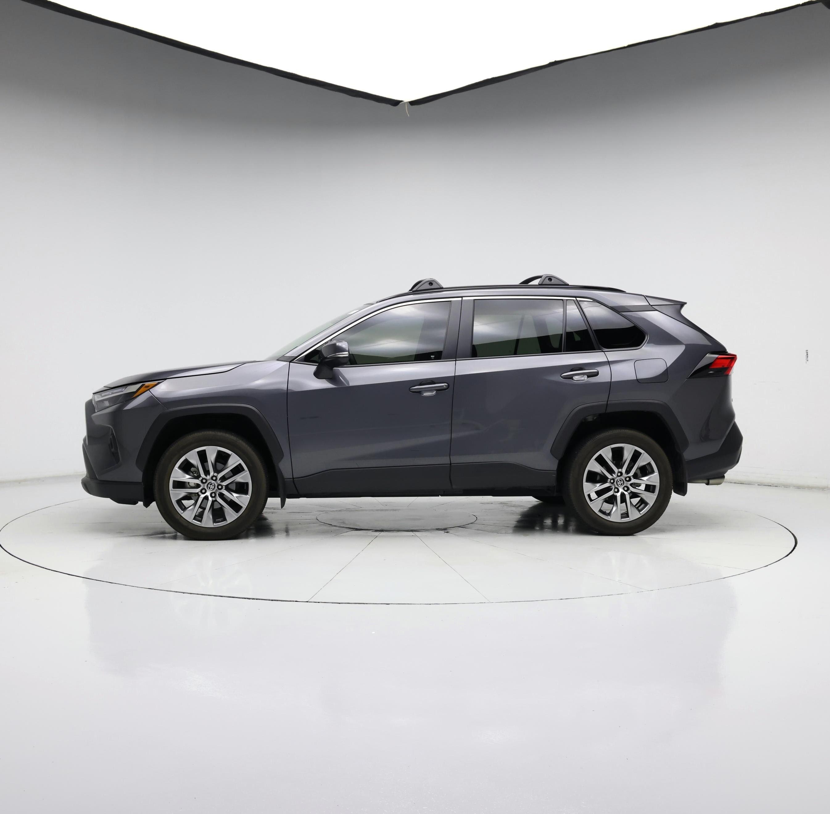 Thumbnail: 2023 Toyota RAV4 - 3
