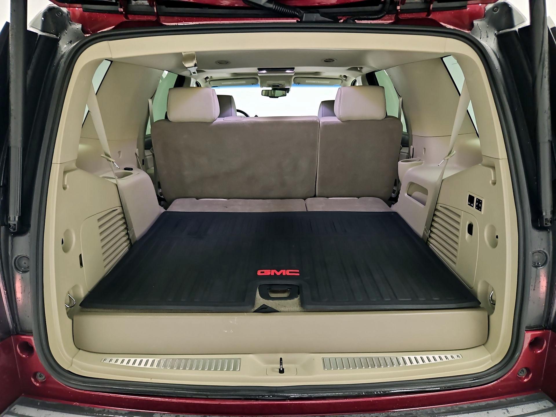 Thumbnail: 2017 GMC Yukon - 17
