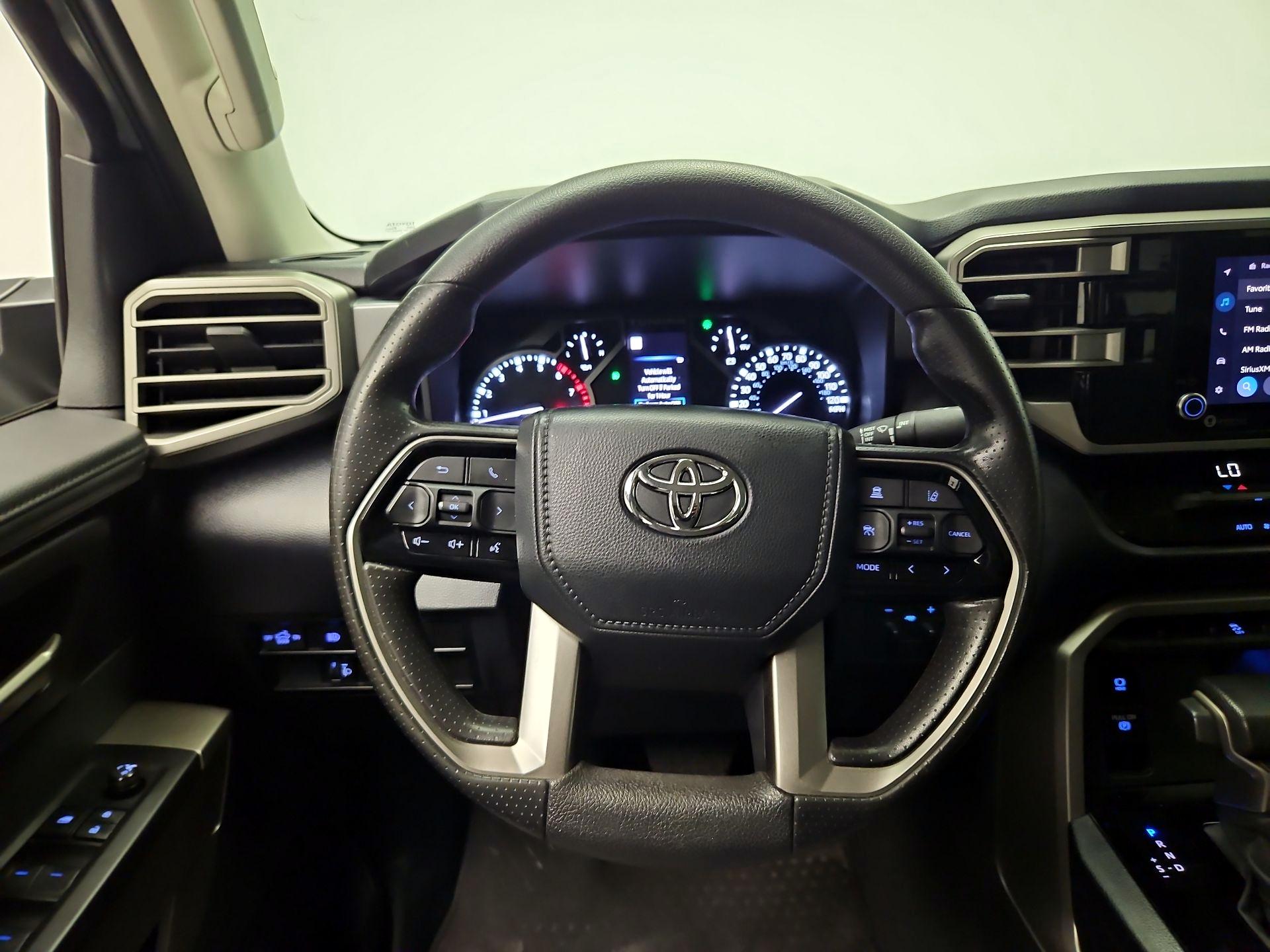 Thumbnail: 2024 Toyota Tundra - 10