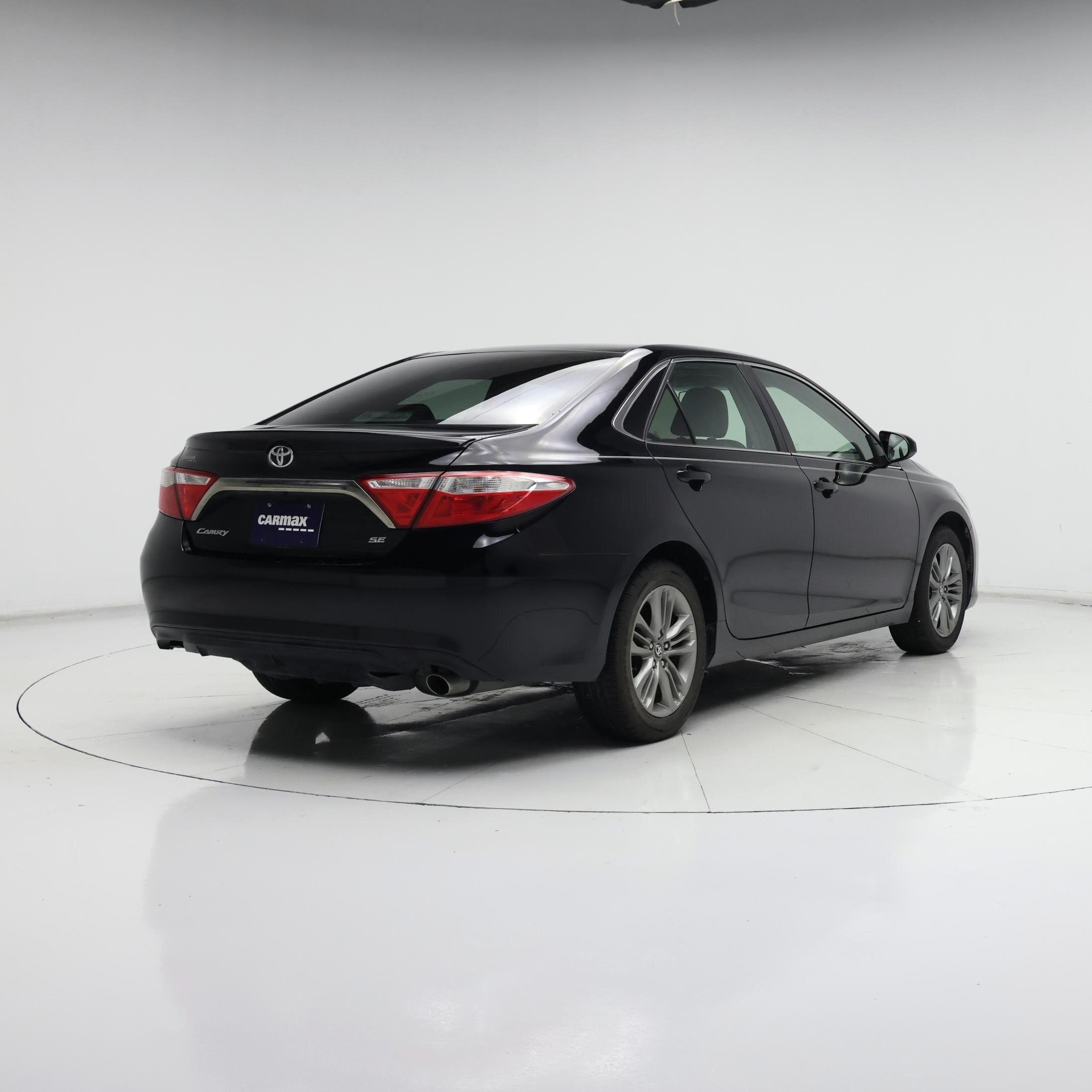 Thumbnail: 2017 Toyota Camry - 8