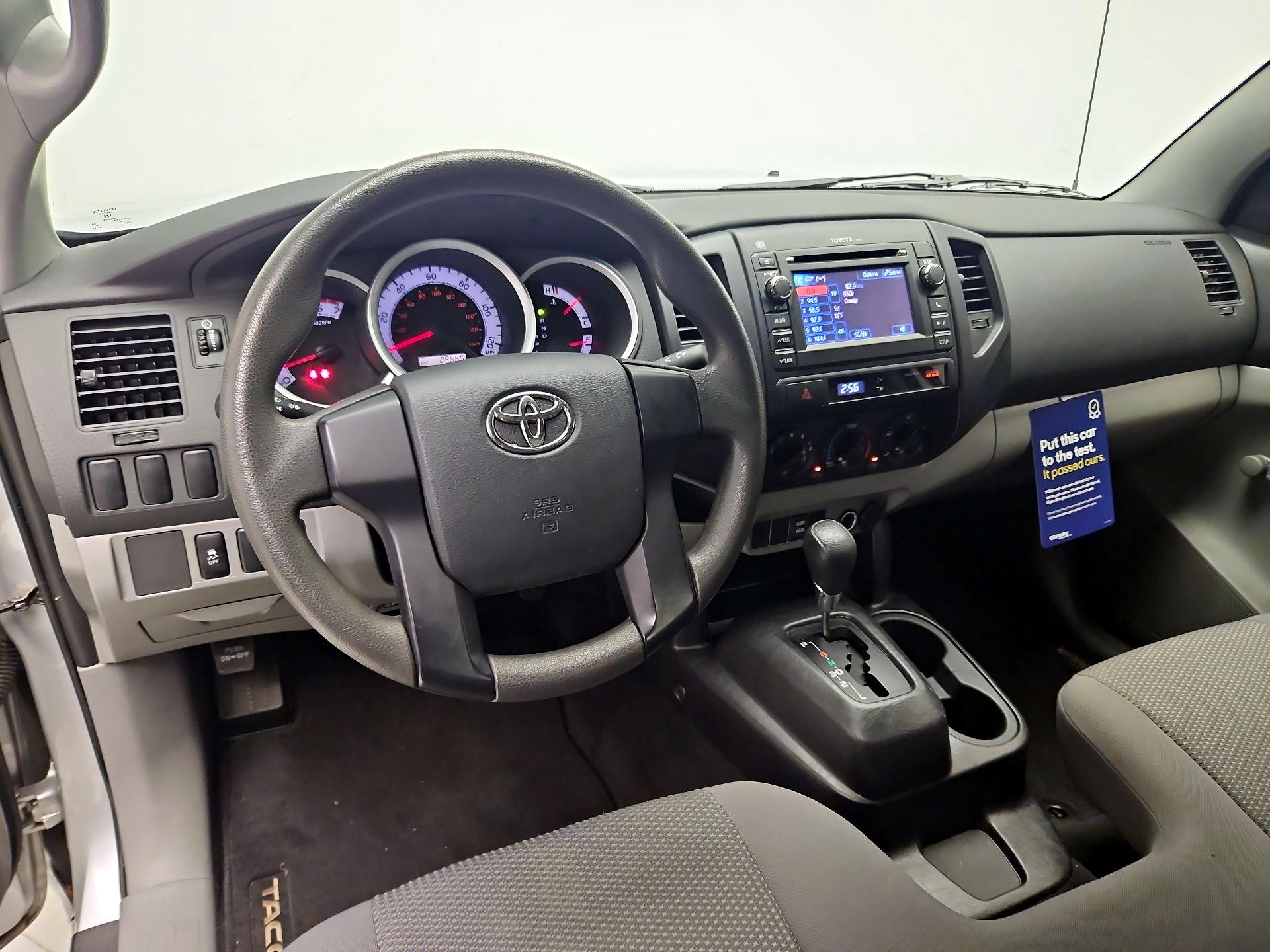 Thumbnail: 2013 Toyota Tacoma - 9