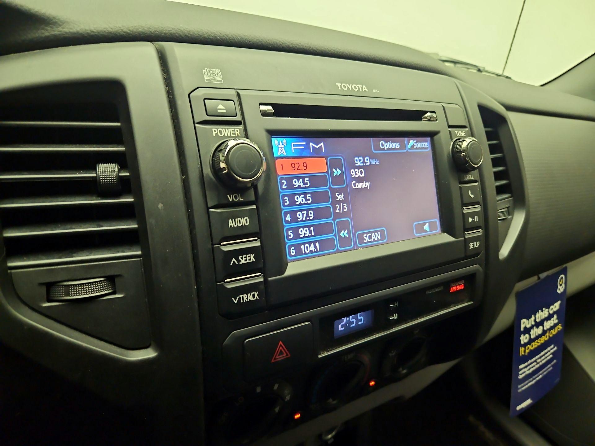 Thumbnail: 2013 Toyota Tacoma - 14