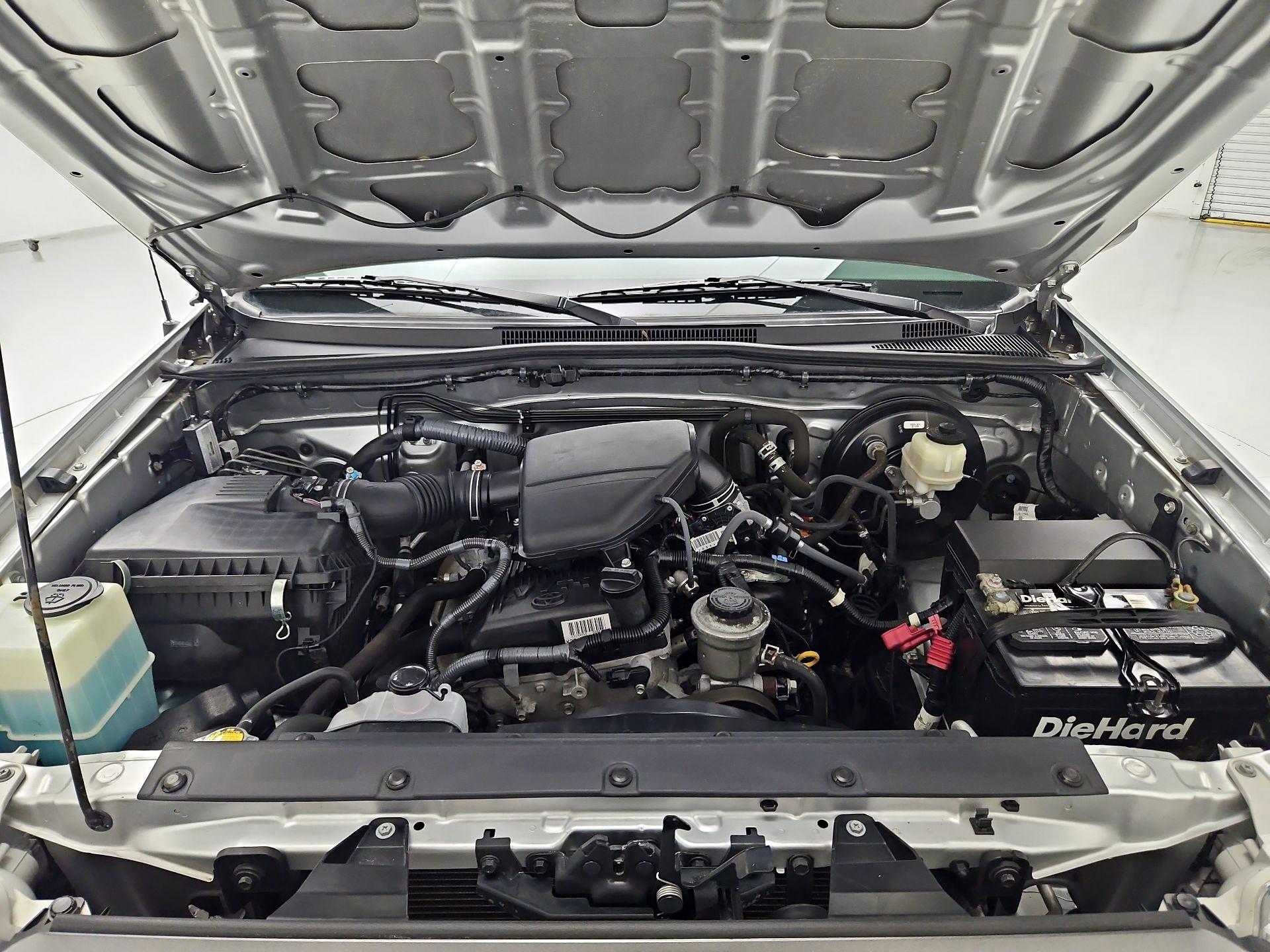 Thumbnail: 2013 Toyota Tacoma - 19