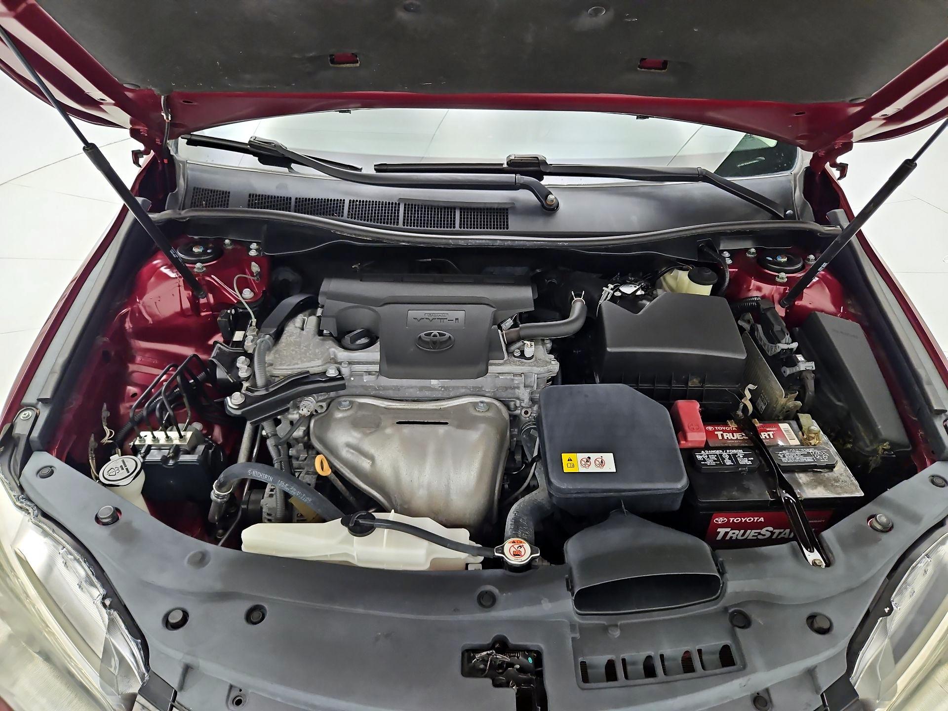 Thumbnail: 2017 Toyota Camry - 19