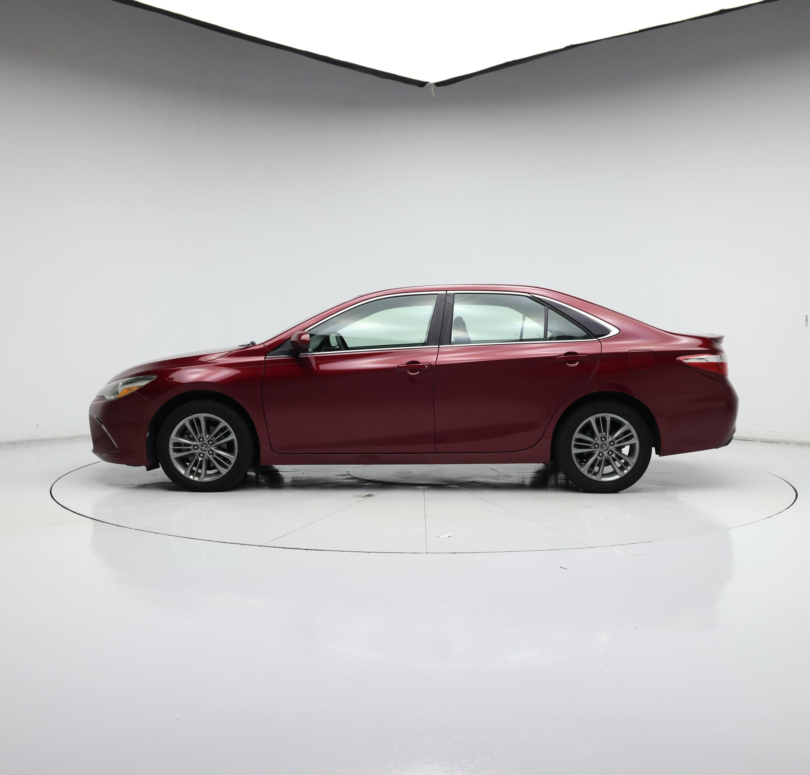 Thumbnail: 2017 Toyota Camry - 3