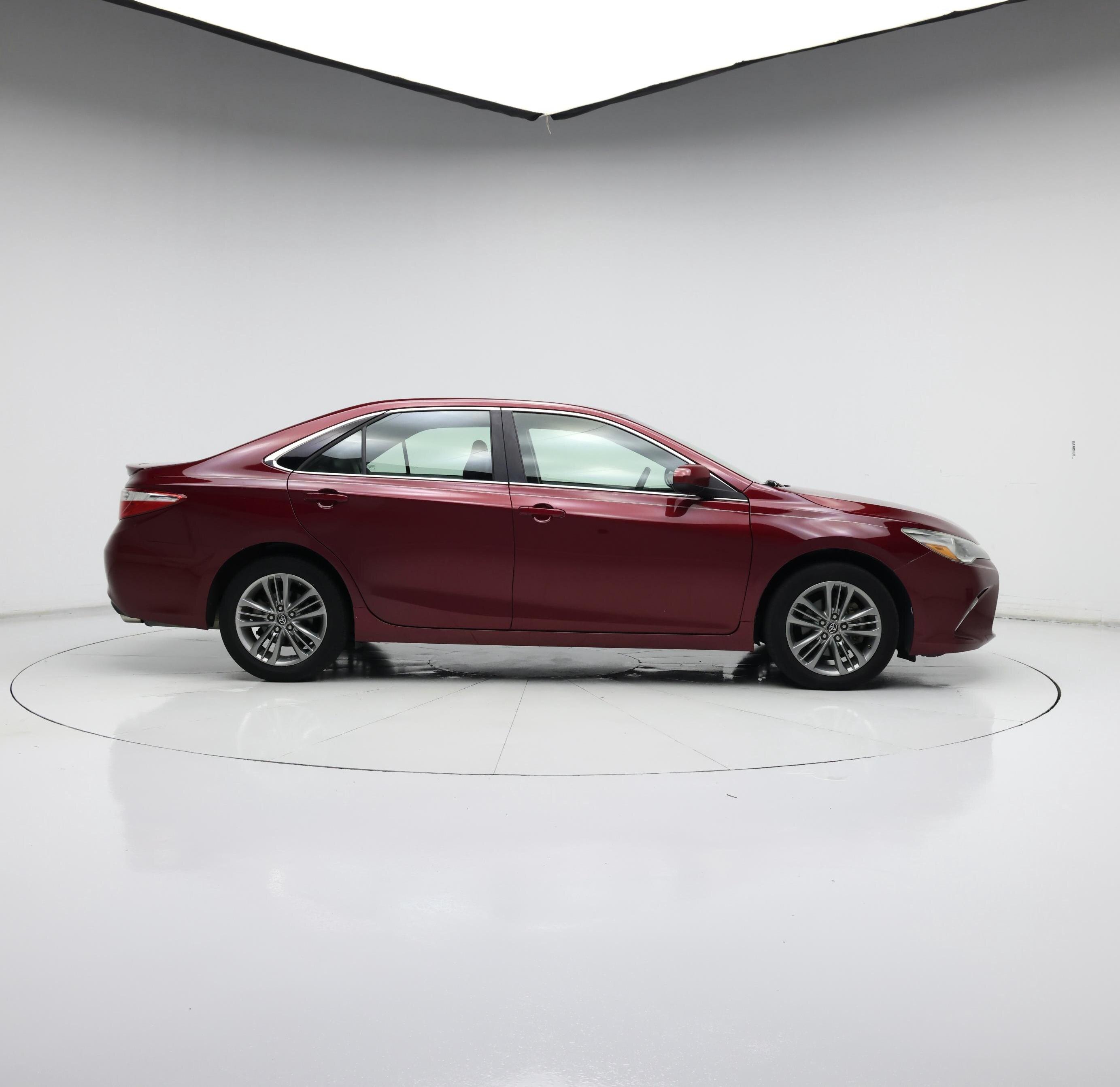 Thumbnail: 2017 Toyota Camry - 7