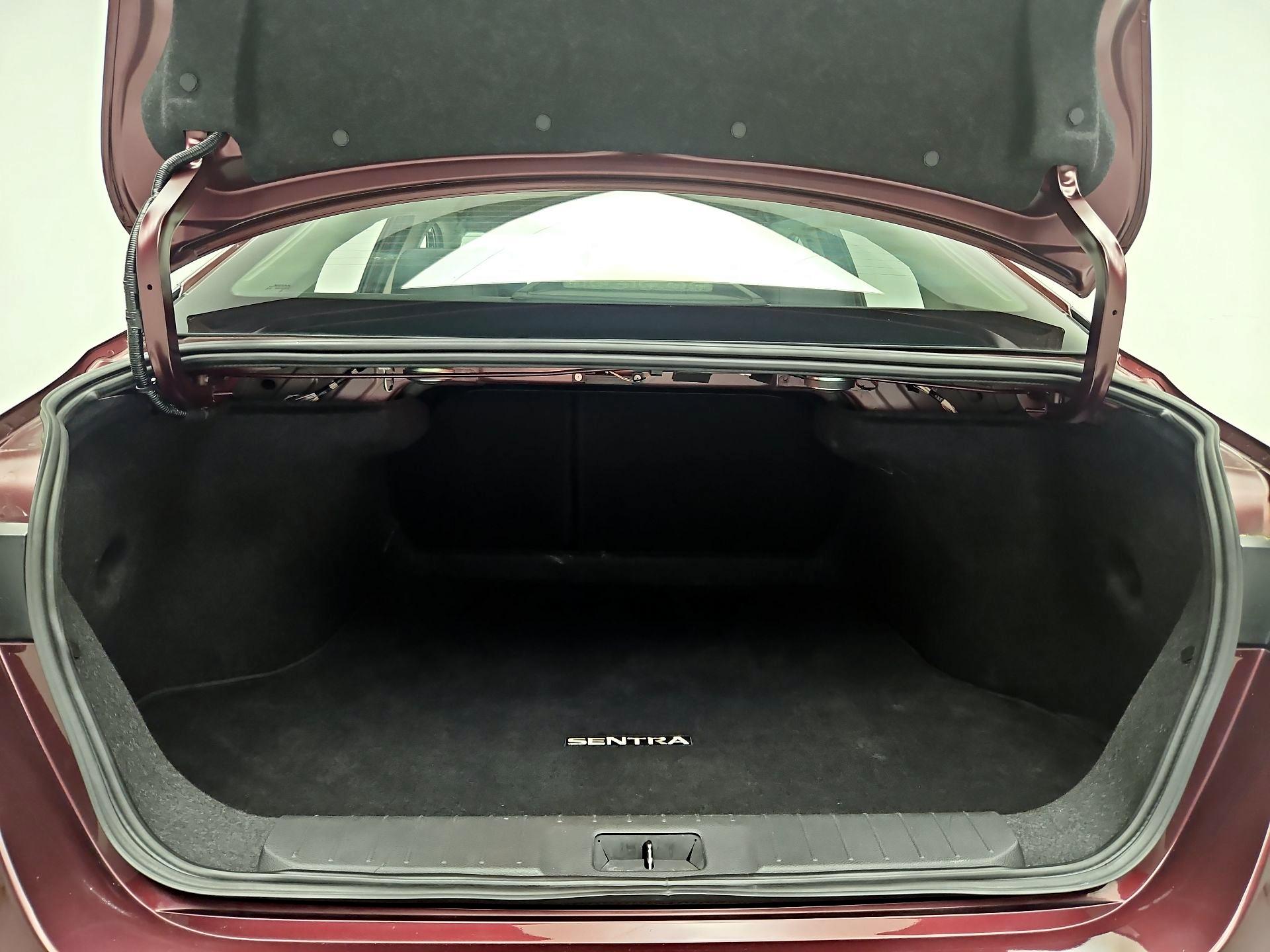Thumbnail: 2024 Nissan Sentra - 20