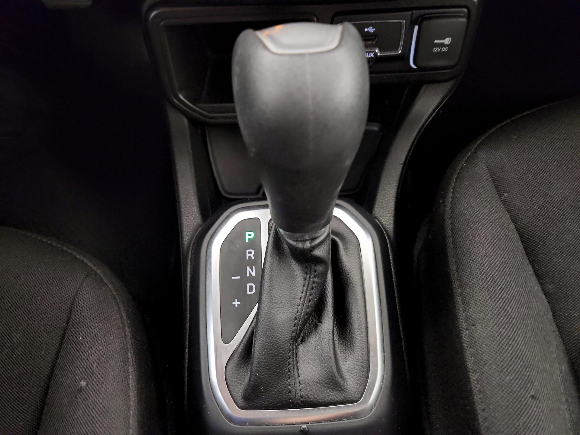 Thumbnail: 2021 Jeep Renegade - 17