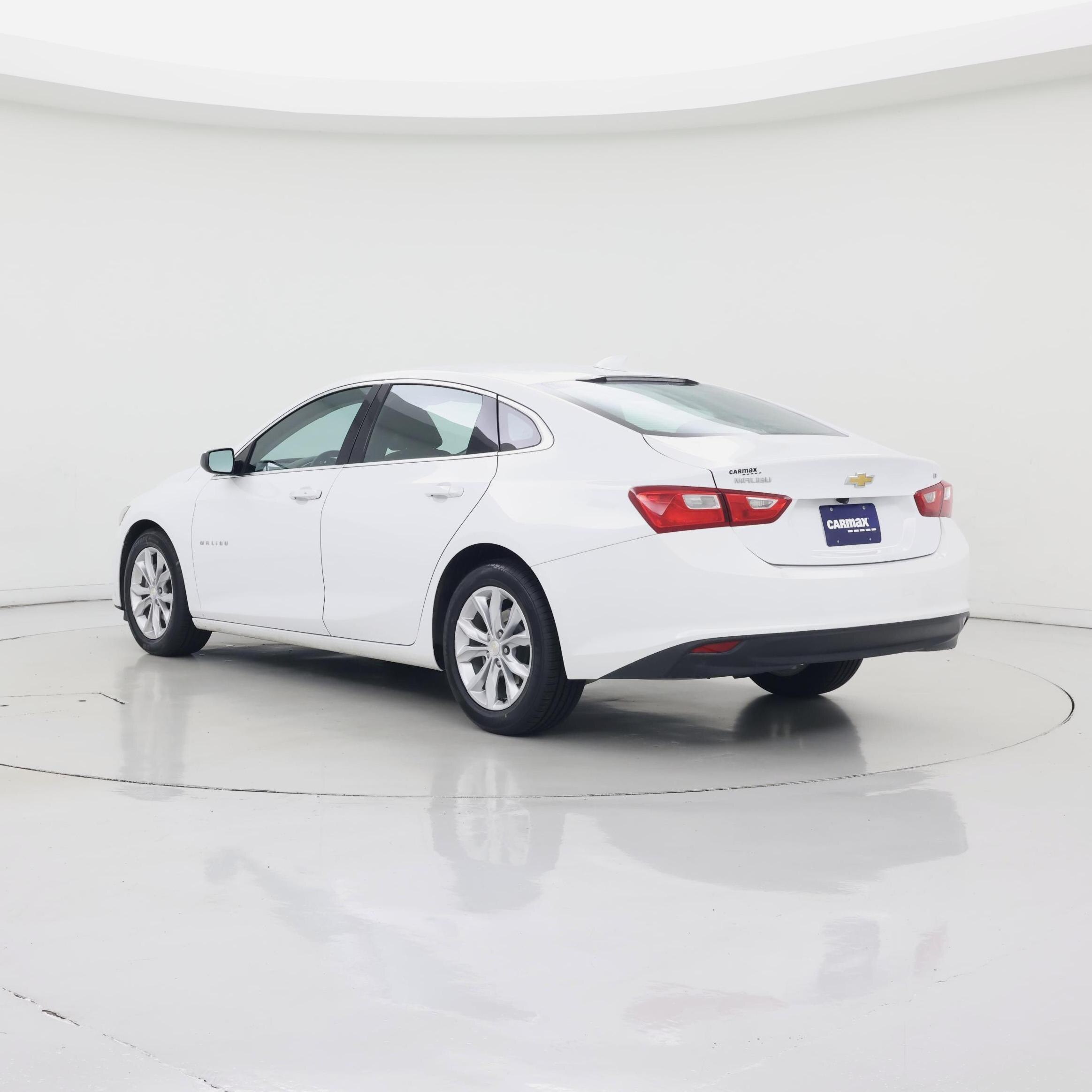 Thumbnail: 2023 Chevrolet Malibu - 2