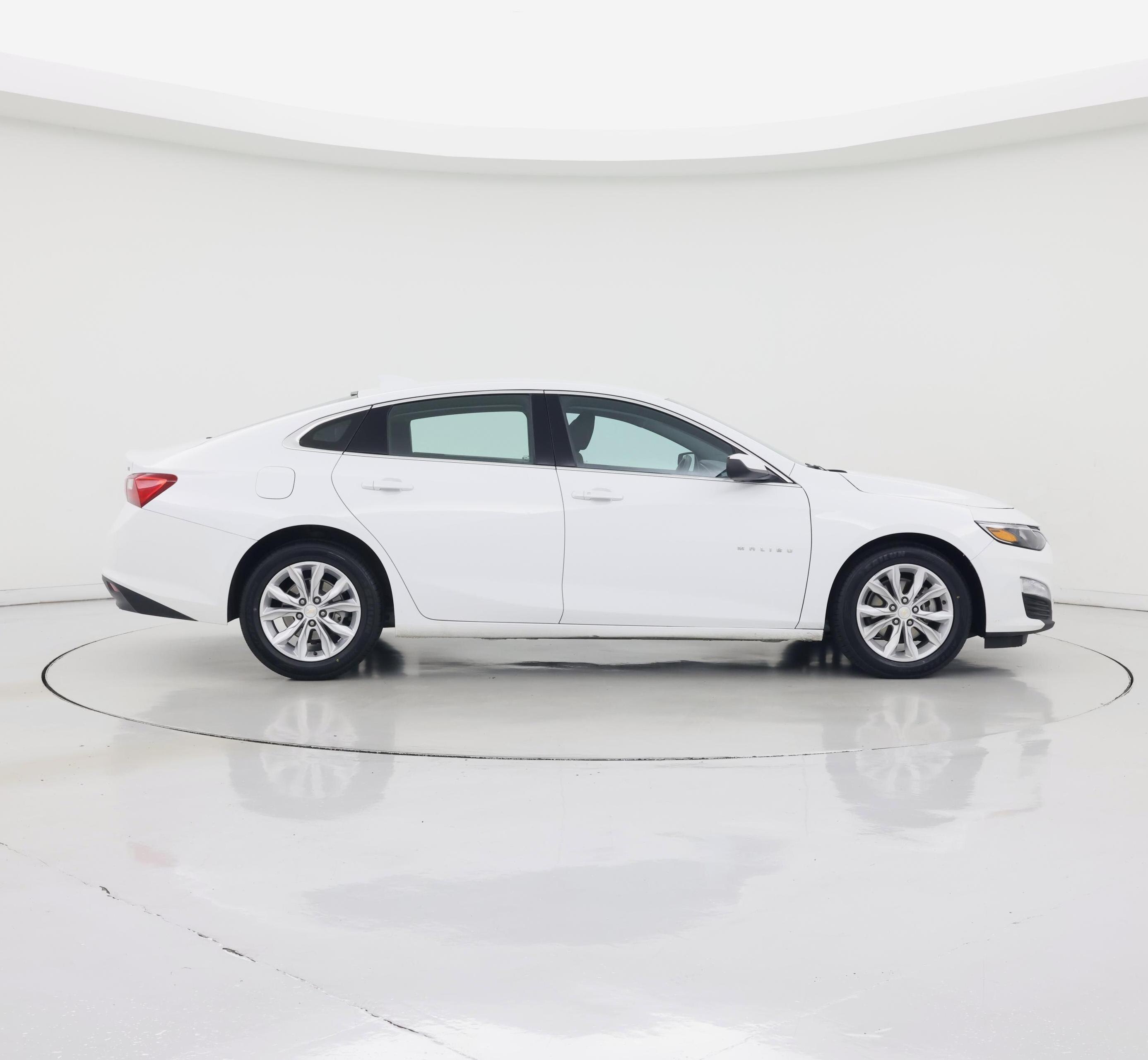 Thumbnail: 2023 Chevrolet Malibu - 7