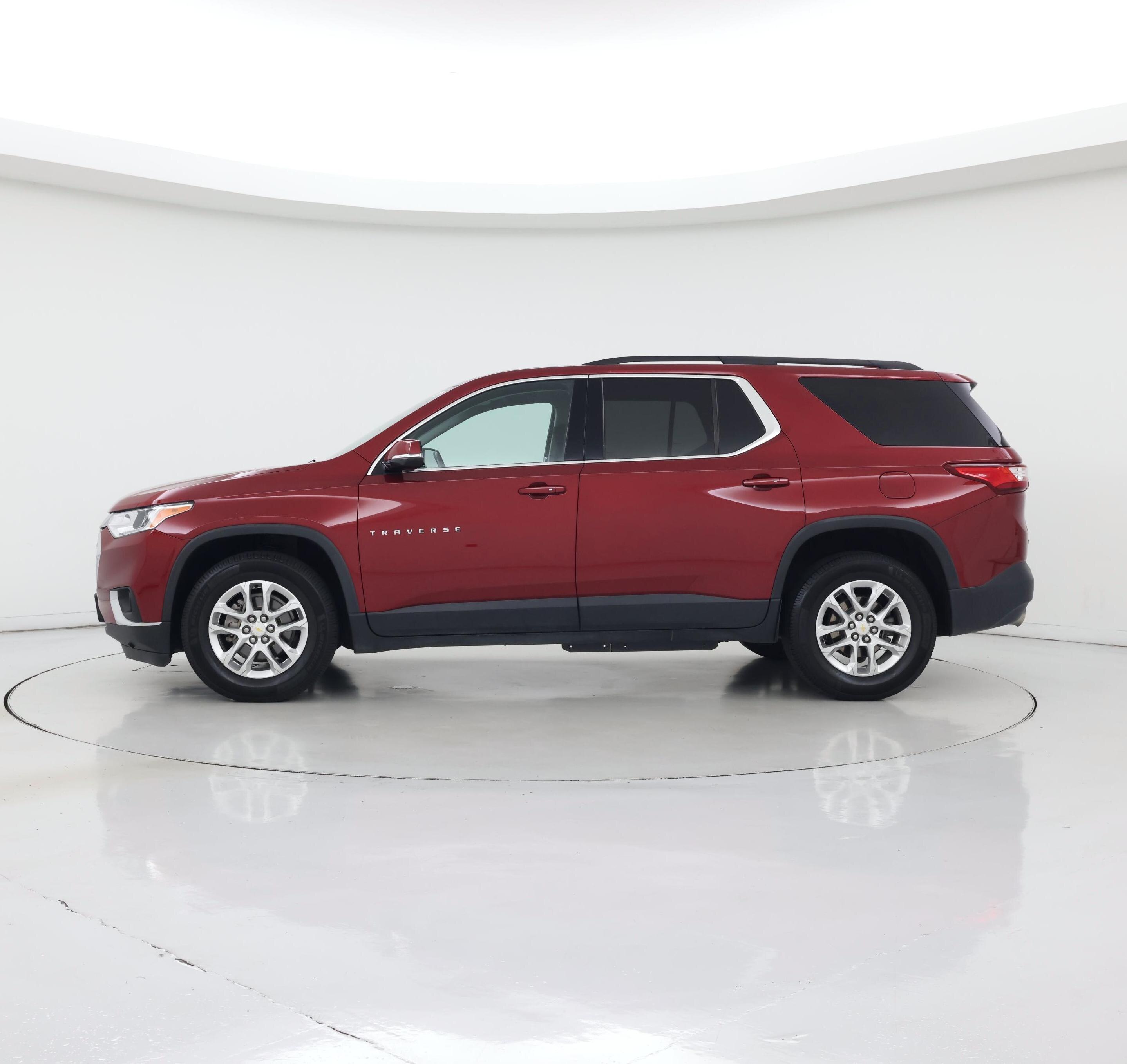 Thumbnail: 2019 Chevrolet Traverse - 3