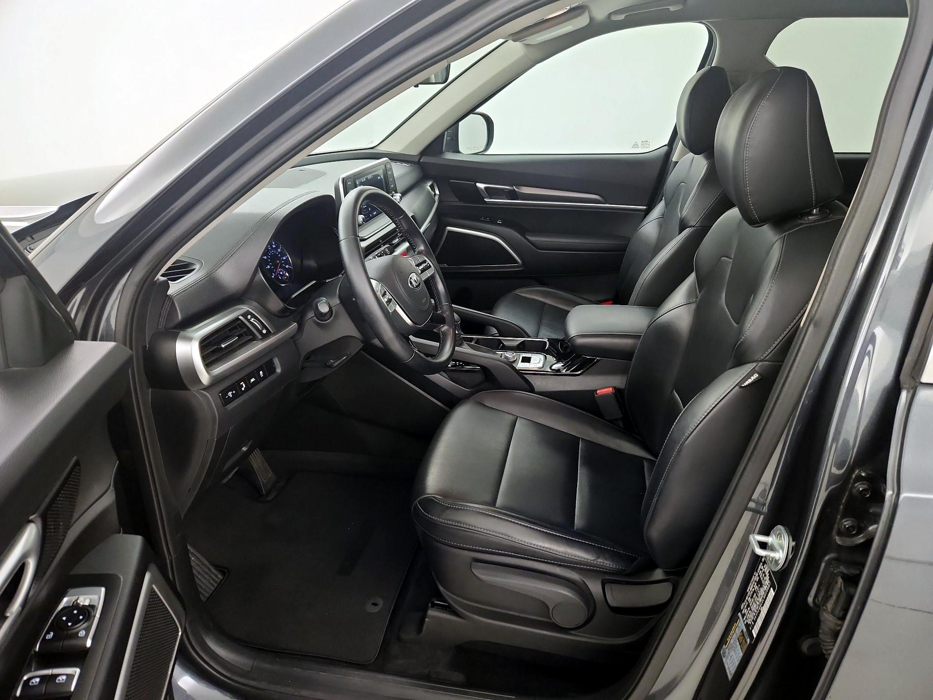 Thumbnail: 2020 Kia Telluride - 11