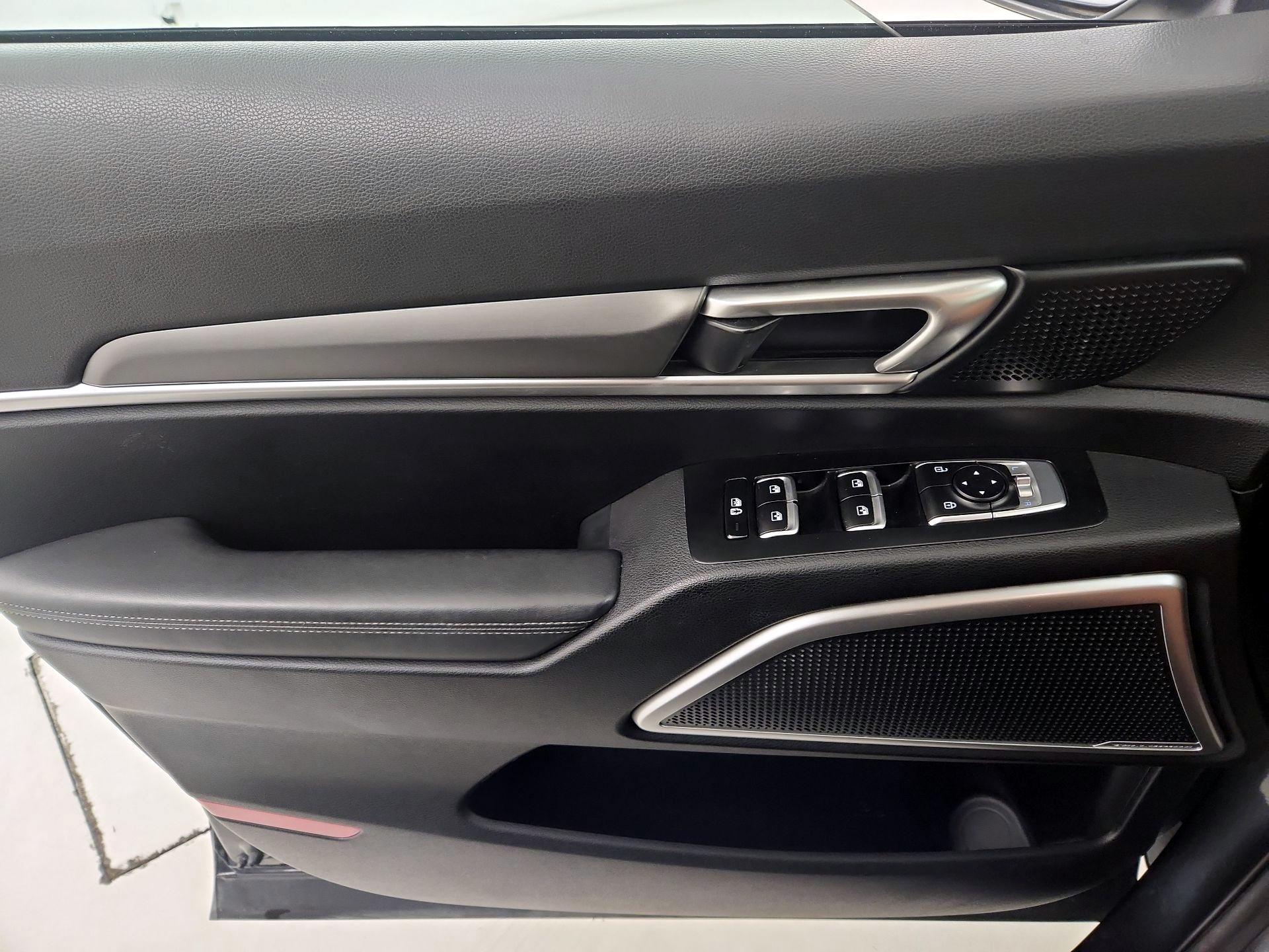 Thumbnail: 2020 Kia Telluride - 12