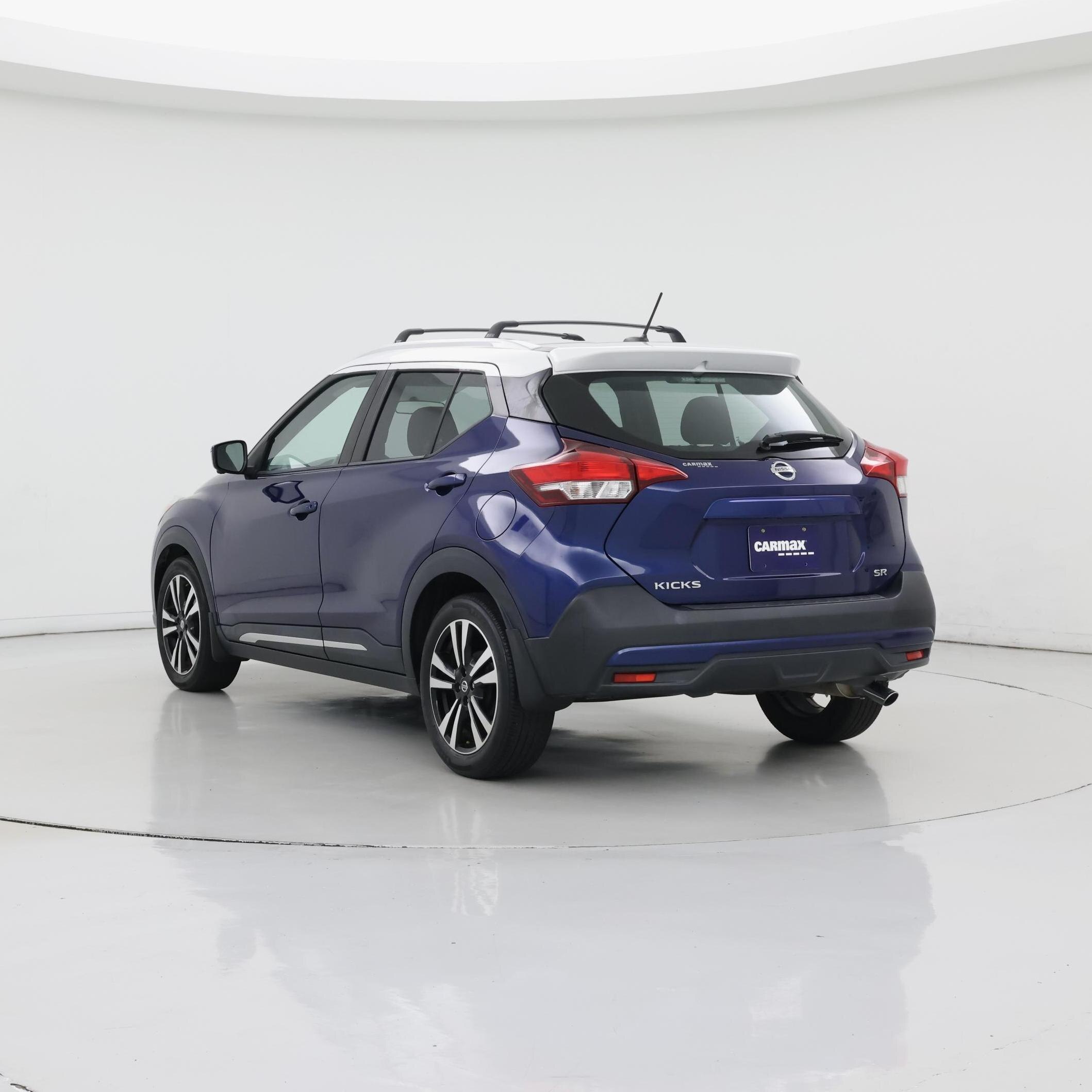 Thumbnail: 2019 Nissan Kicks - 2