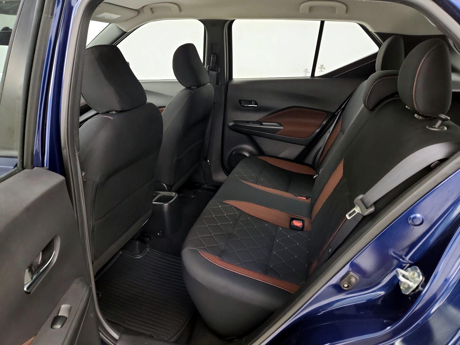 Thumbnail: 2019 Nissan Kicks - 19