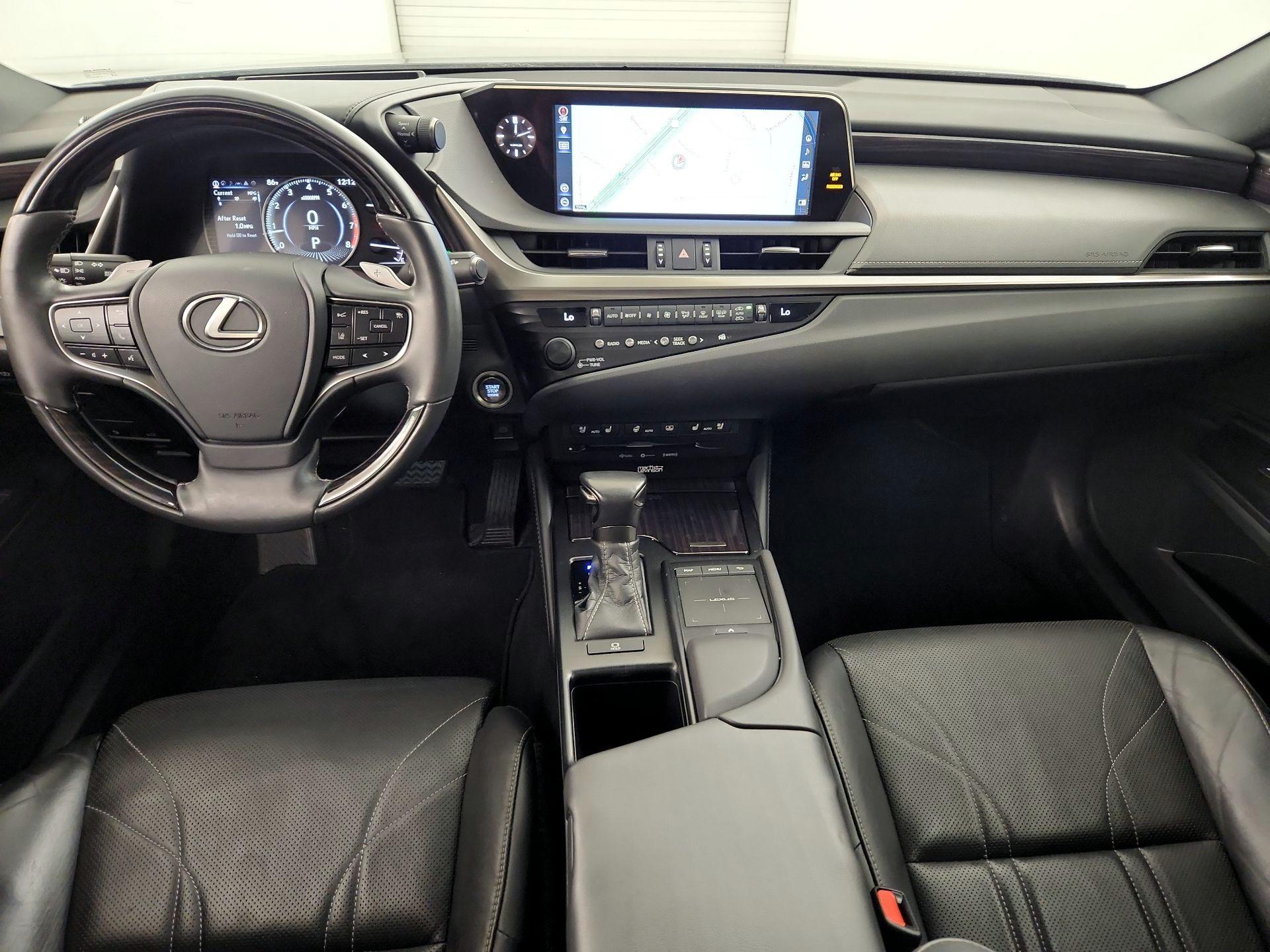 Thumbnail: 2019 Lexus ES - 9