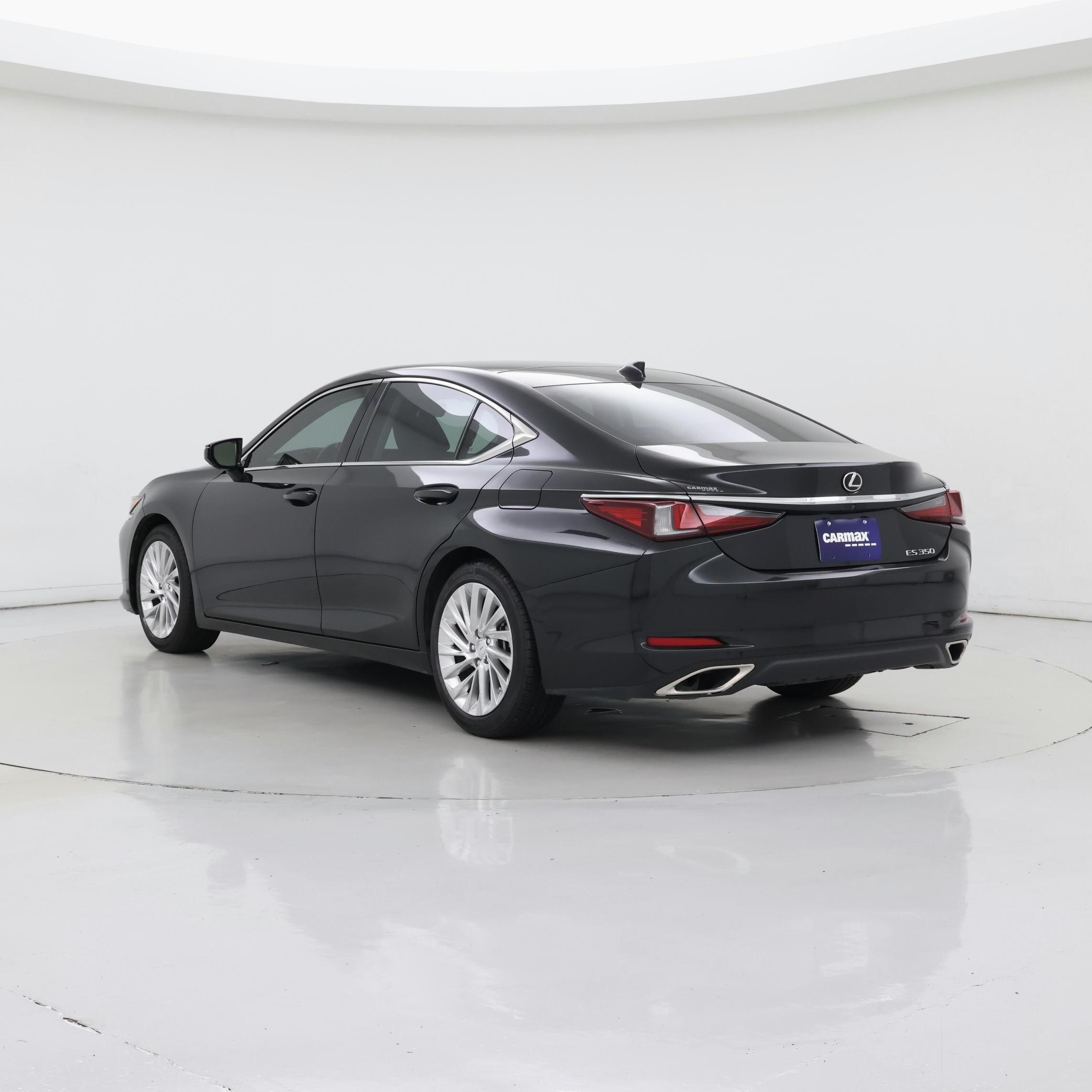 Thumbnail: 2019 Lexus ES - 2