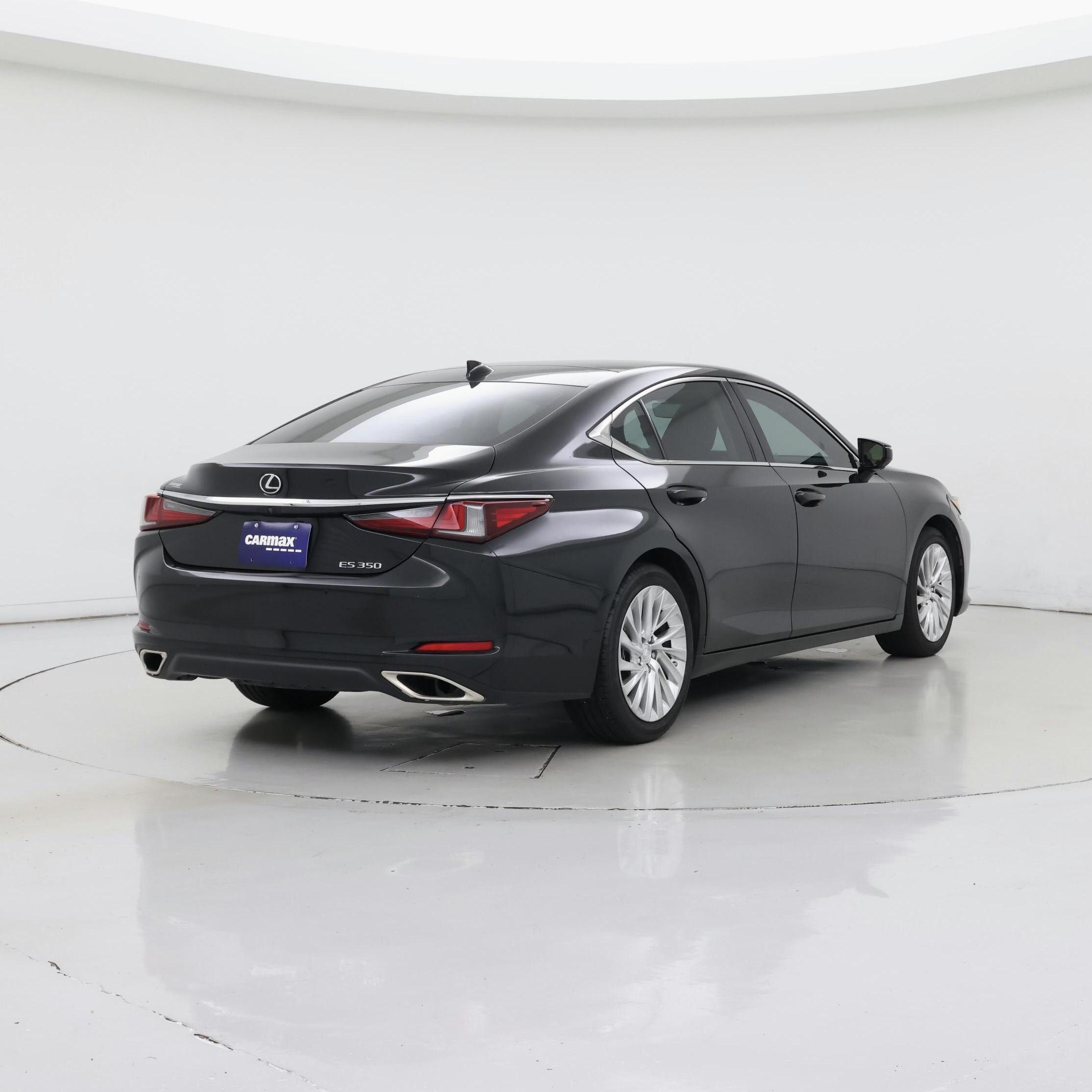 Thumbnail: 2019 Lexus ES - 8