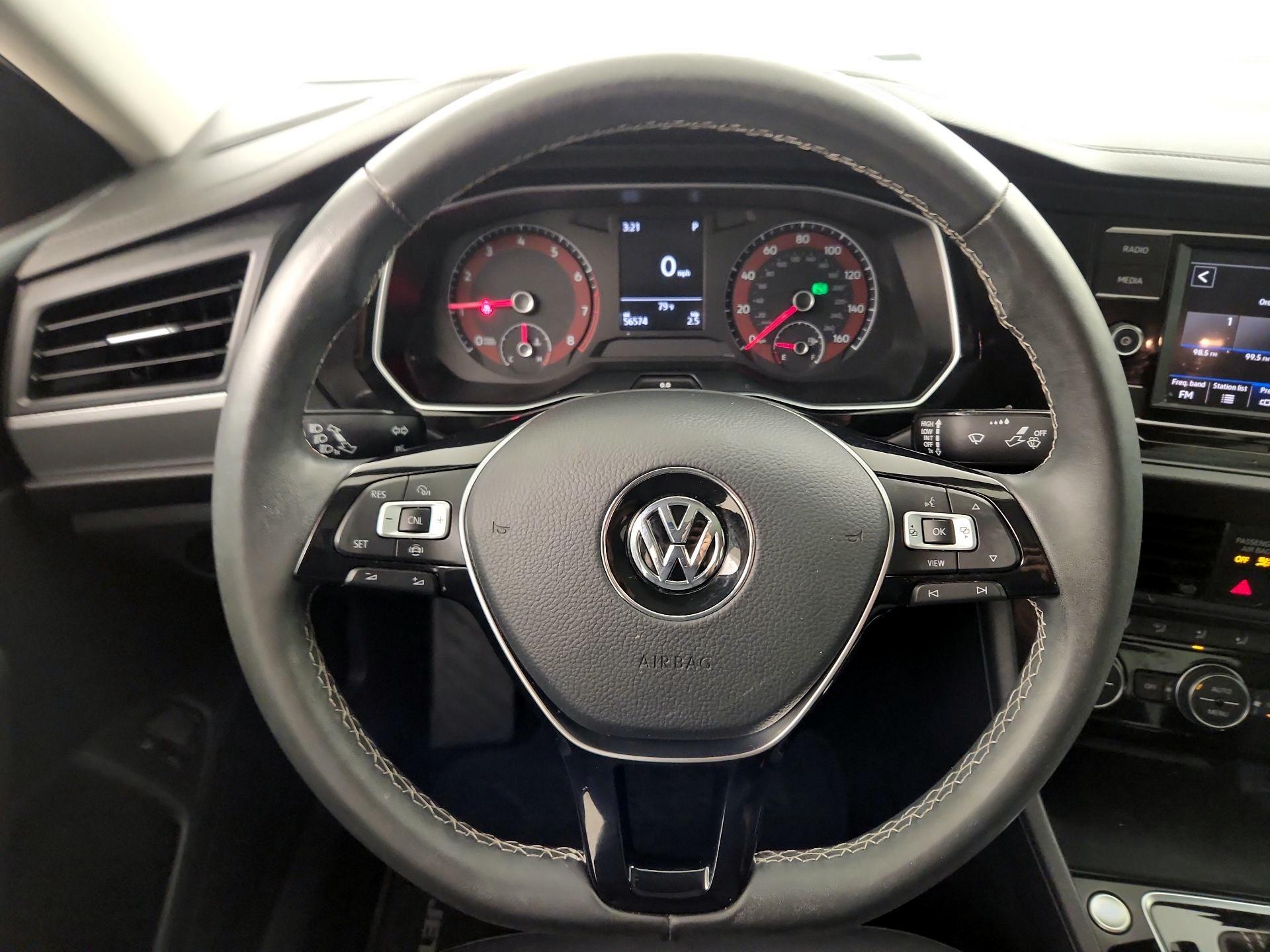 Thumbnail: 2021 Volkswagen Jetta - 10