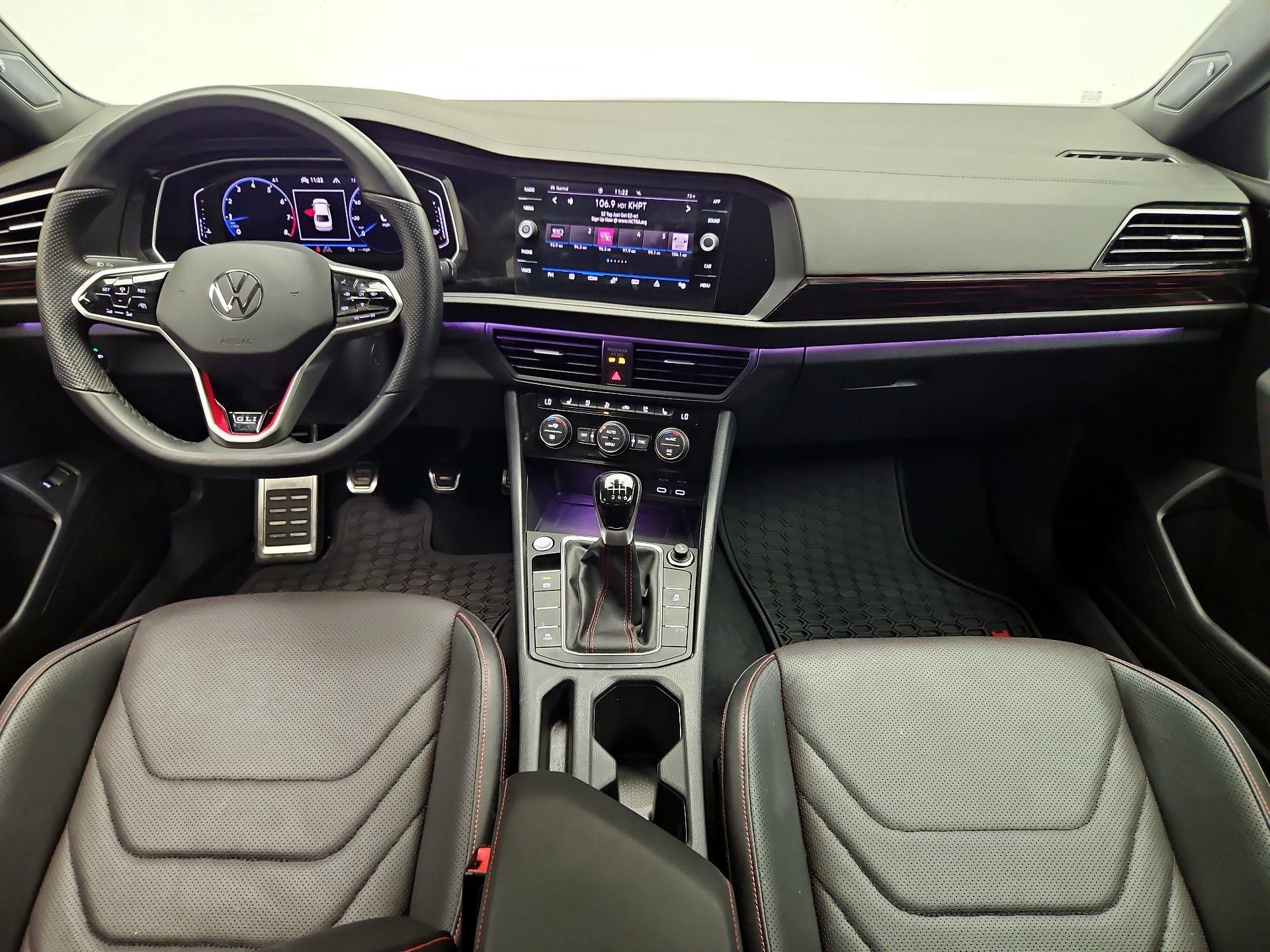 Thumbnail: 2022 Volkswagen Jetta - 9