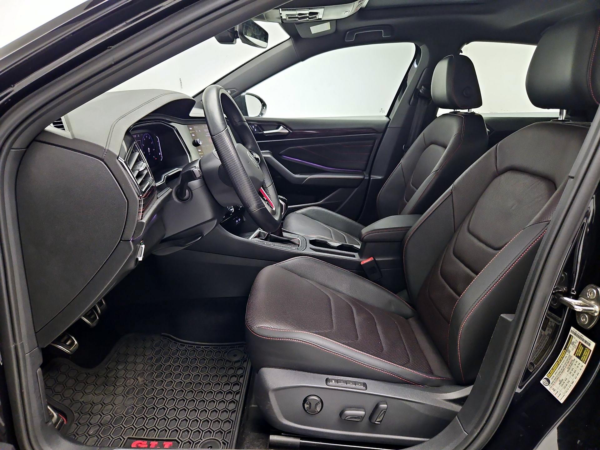 Thumbnail: 2022 Volkswagen Jetta - 11