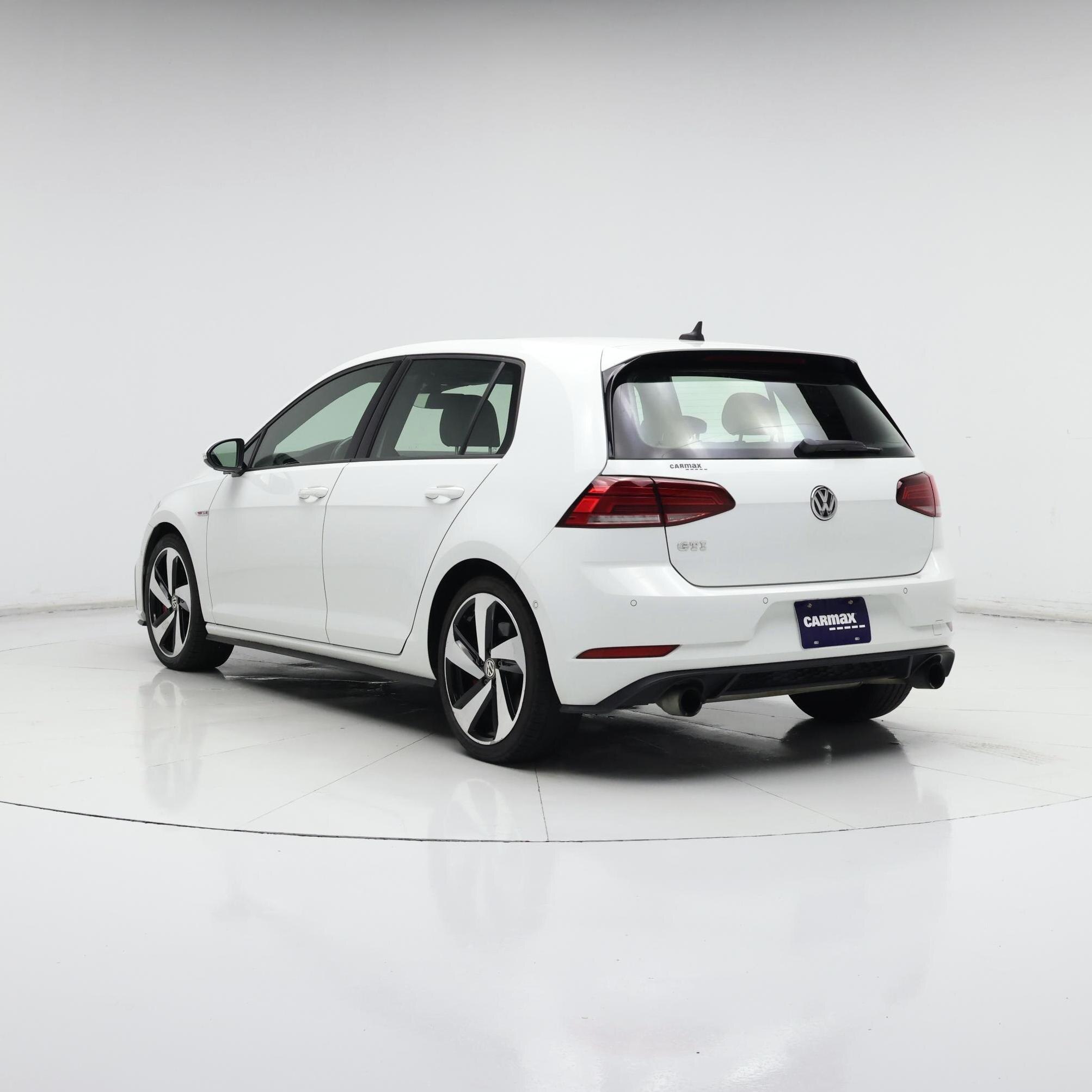 Thumbnail: 2018 Volkswagen Golf - 2