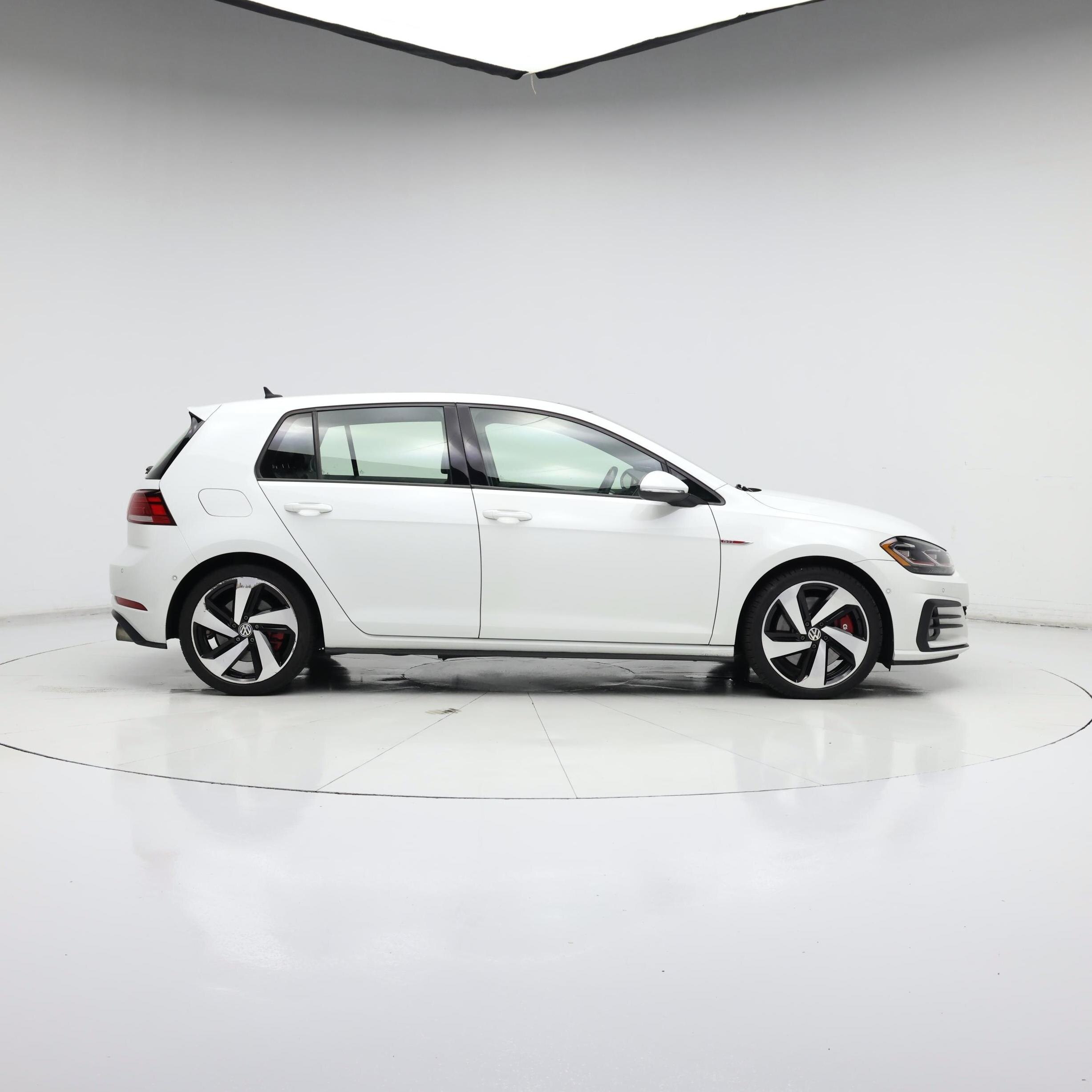 Thumbnail: 2018 Volkswagen Golf - 7