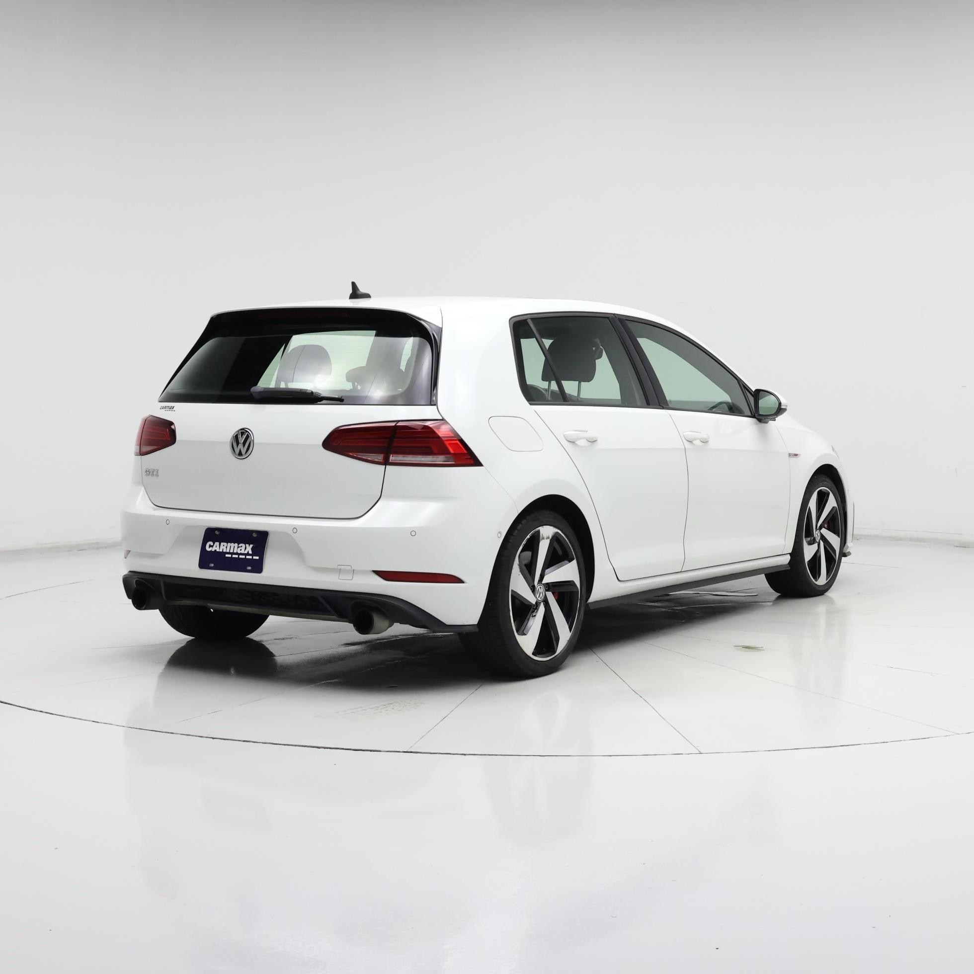 Thumbnail: 2018 Volkswagen Golf - 8
