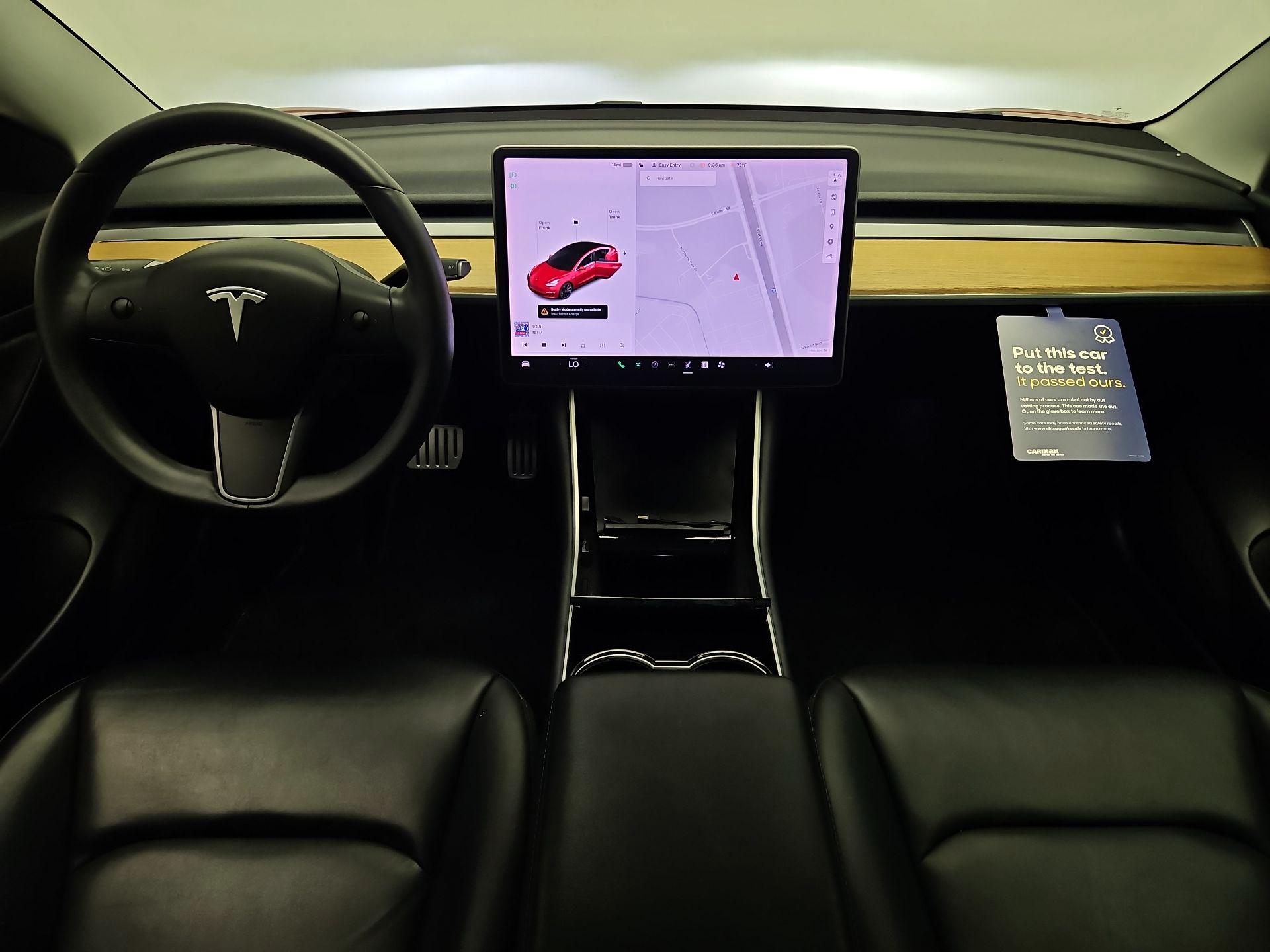 Thumbnail: 2020 Tesla Model 3 - 9